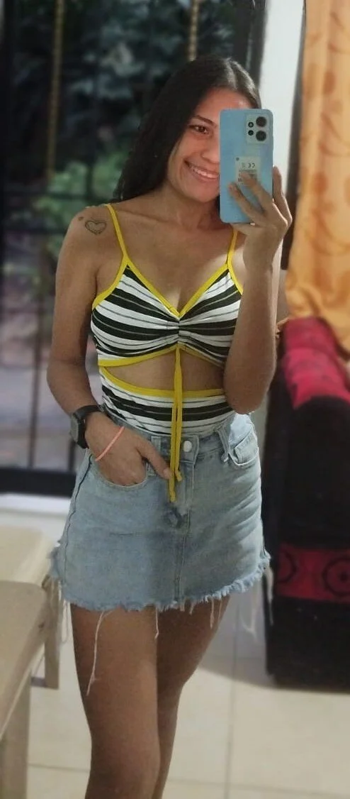 XXX Porn Photo of Nude emilyy_louis 2