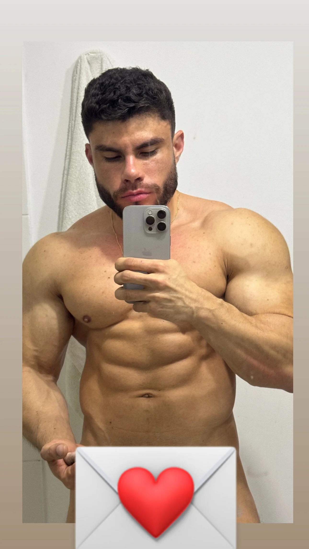 XXX Porn Photo of Nude garageboy94 5