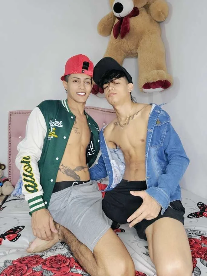 XXX Porn Photo of Nude hot_guys23 1