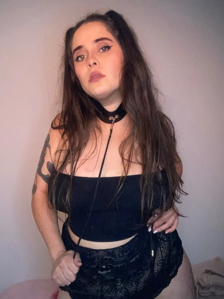 XXX Porn Photo of Nude PutaYasmim 37