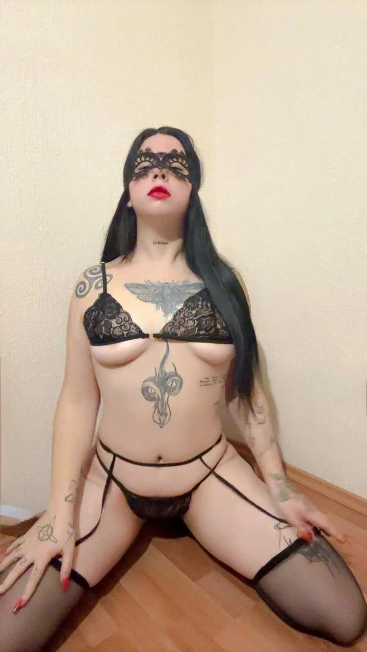 XXX Porn Photo of Nude LaGueraDelMar 12