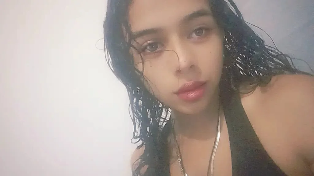 XXX Porn Photo of Nude miarivers_1 2