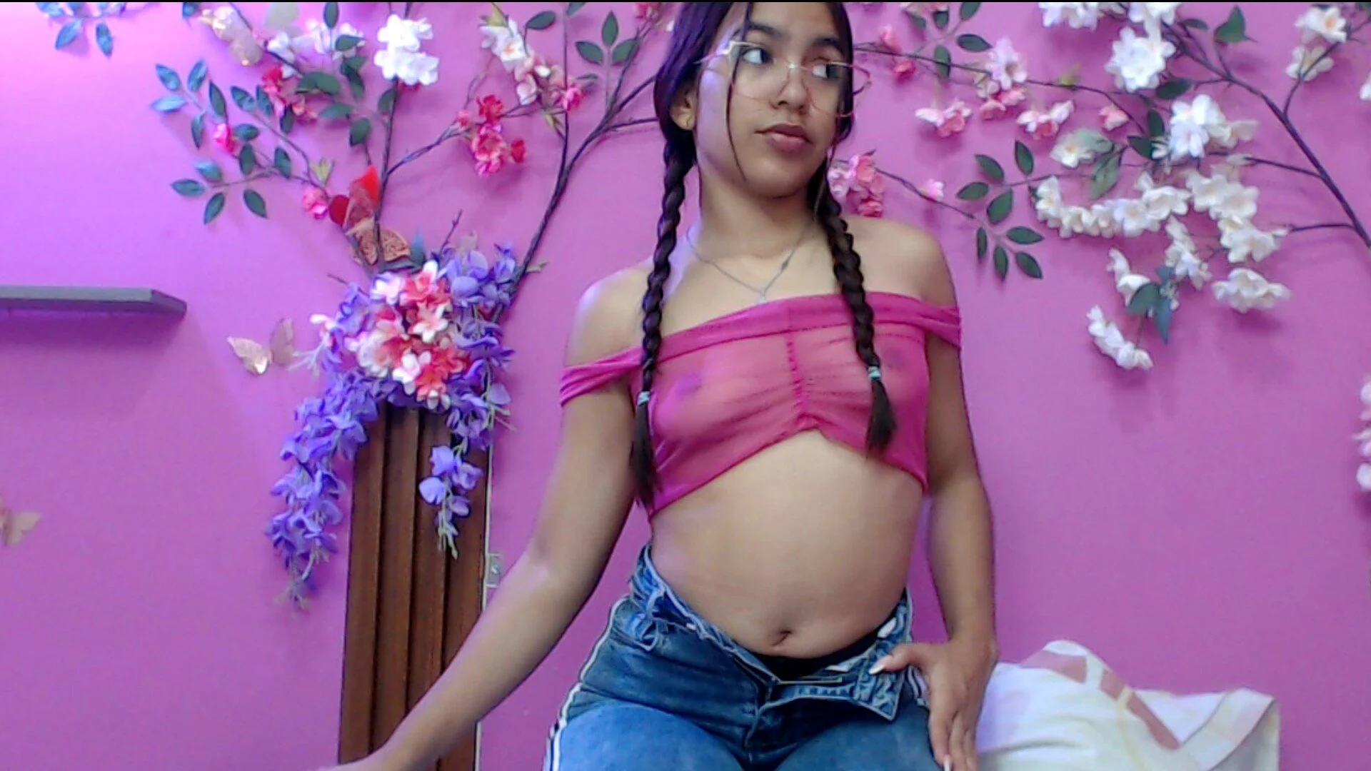 XXX Porn Photo of Nude skinnysofia18 76