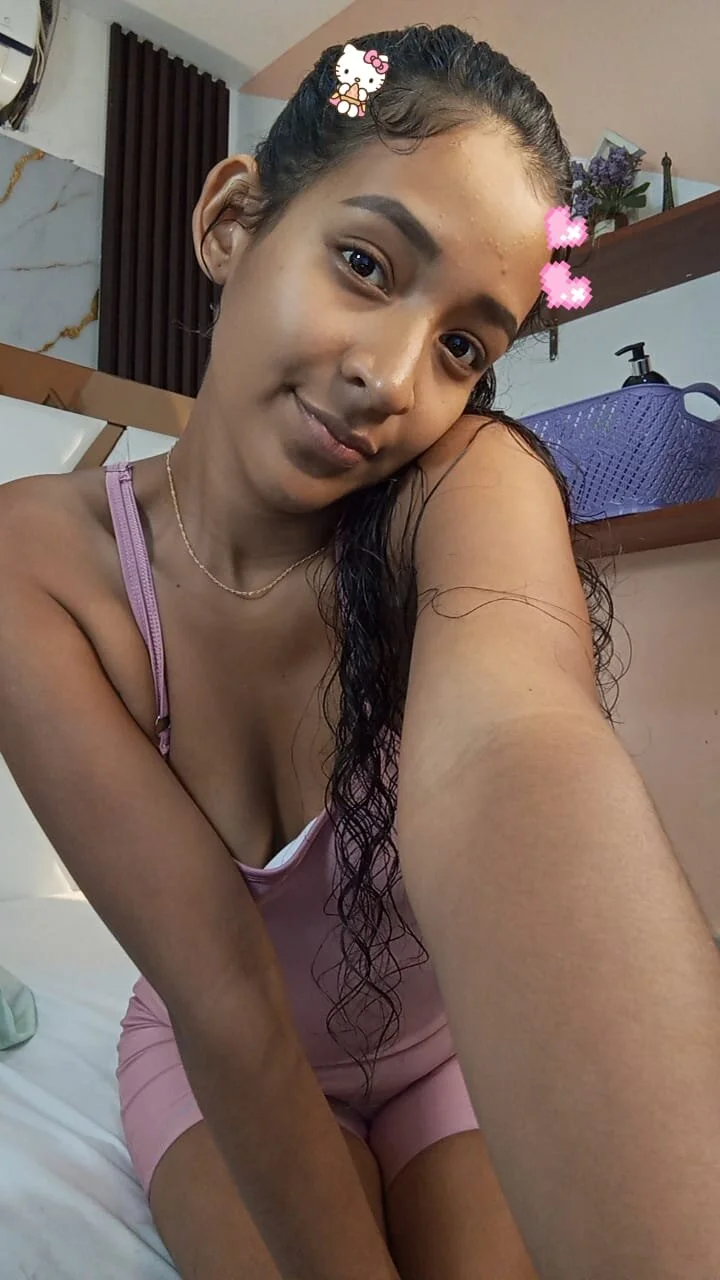 XXX Porn Photo of Nude amberr_sweett69 2