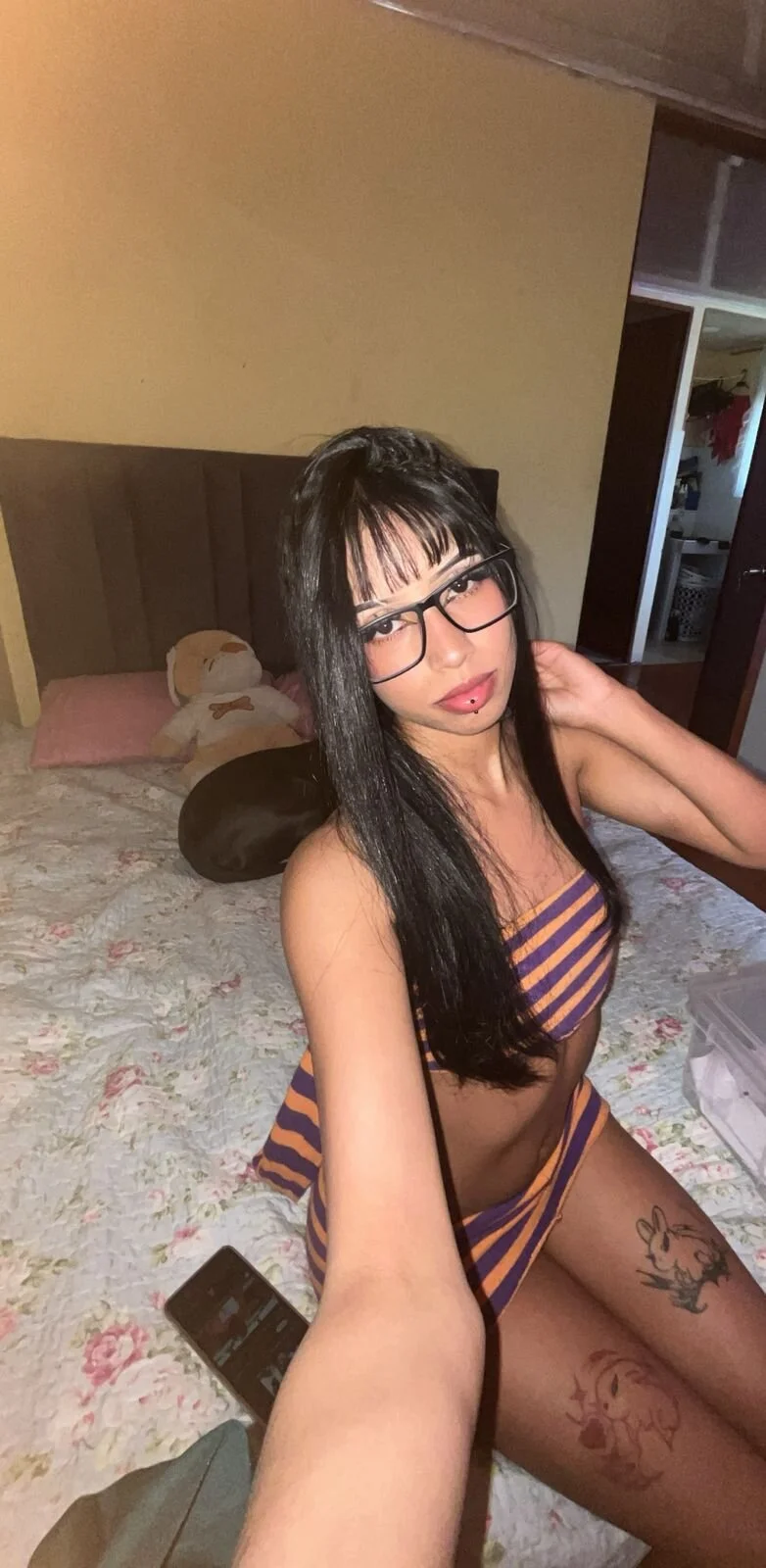XXX Porn Photo of Nude Abby18_b 4