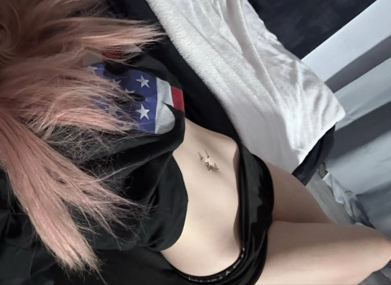 XXX Porn Photo of Nude PieraMarch 50