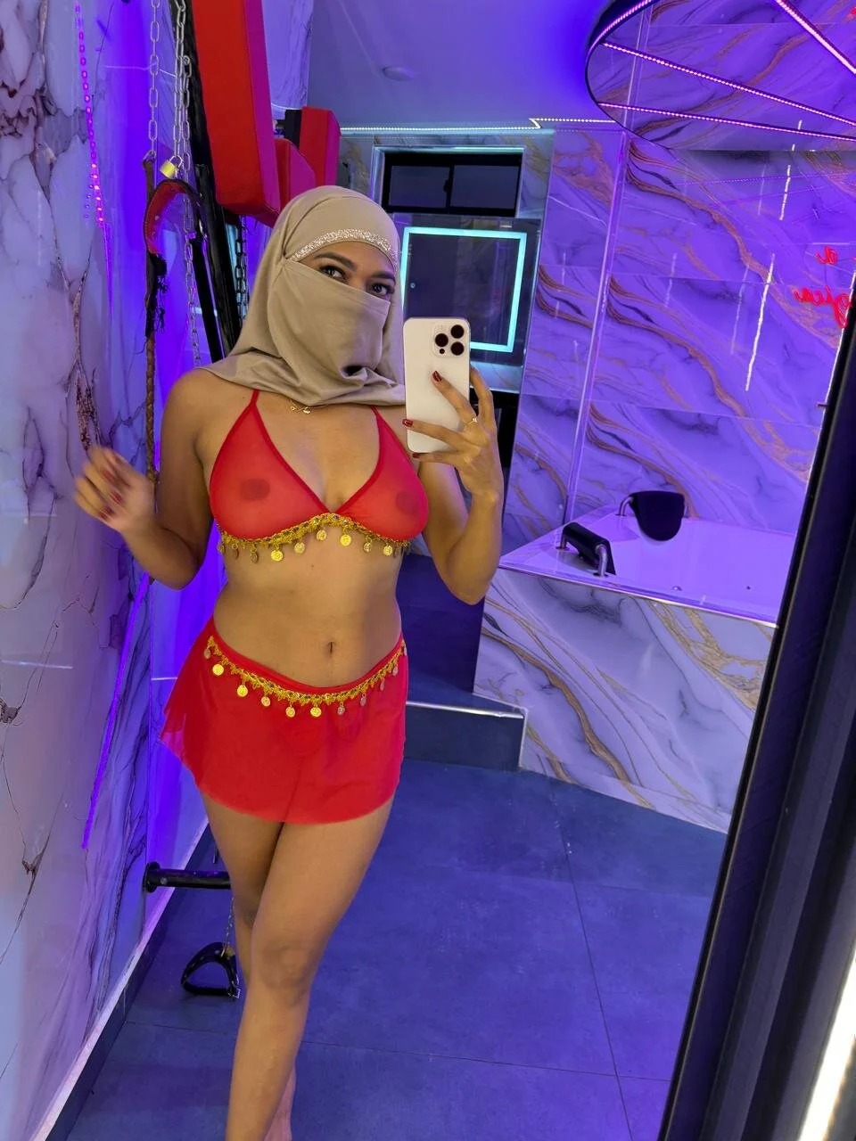 XXX Porn Photo of Nude Yuli_arabic 26