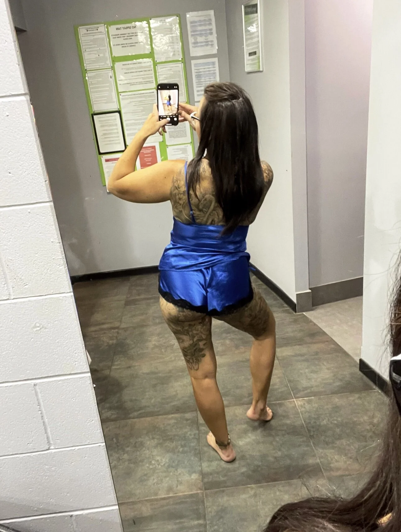 XXX Porn Photo of Nude Aussiemilfx 12