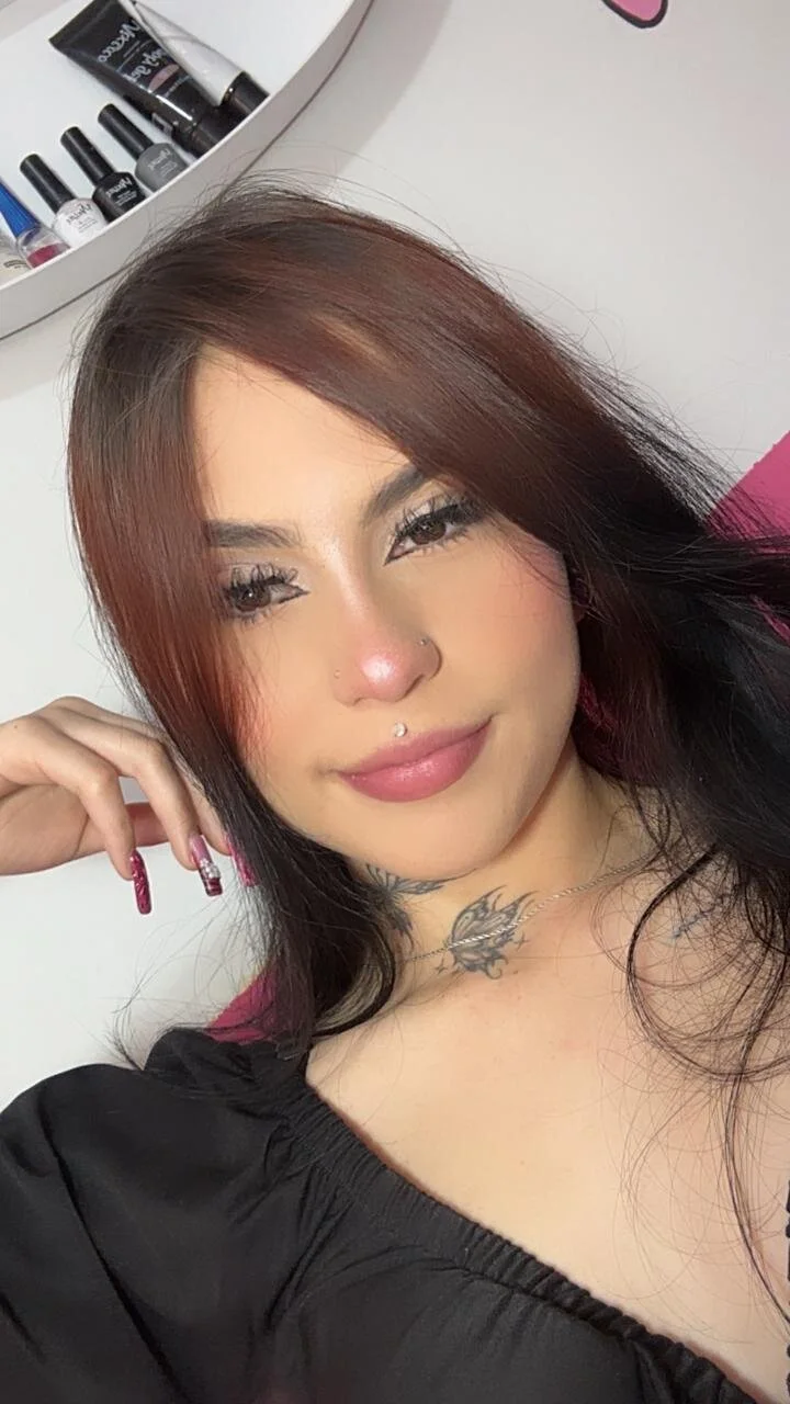 XXX Porn Photo of Nude Veronicaa_lodge1 5