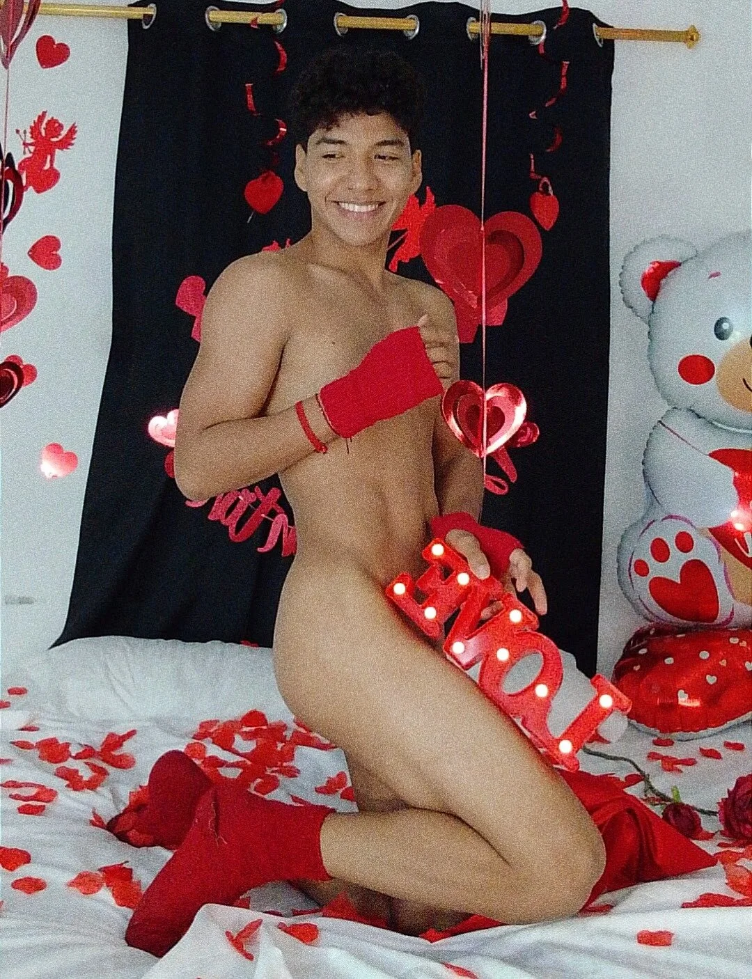 XXX Porn Photo of Nude Maximiliano_Khalil 9