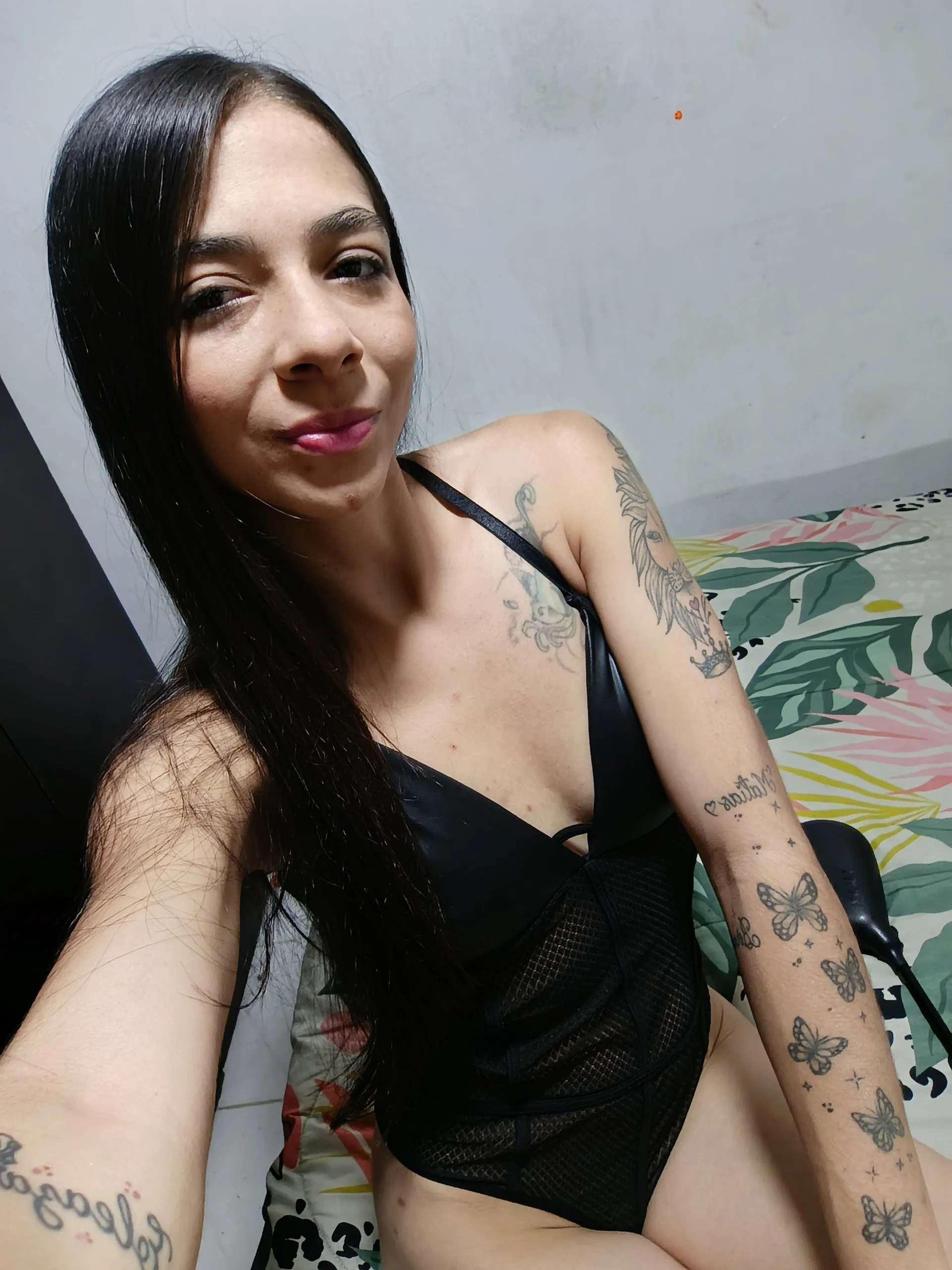 XXX Porn Photo of Nude valenpaisita2123 34