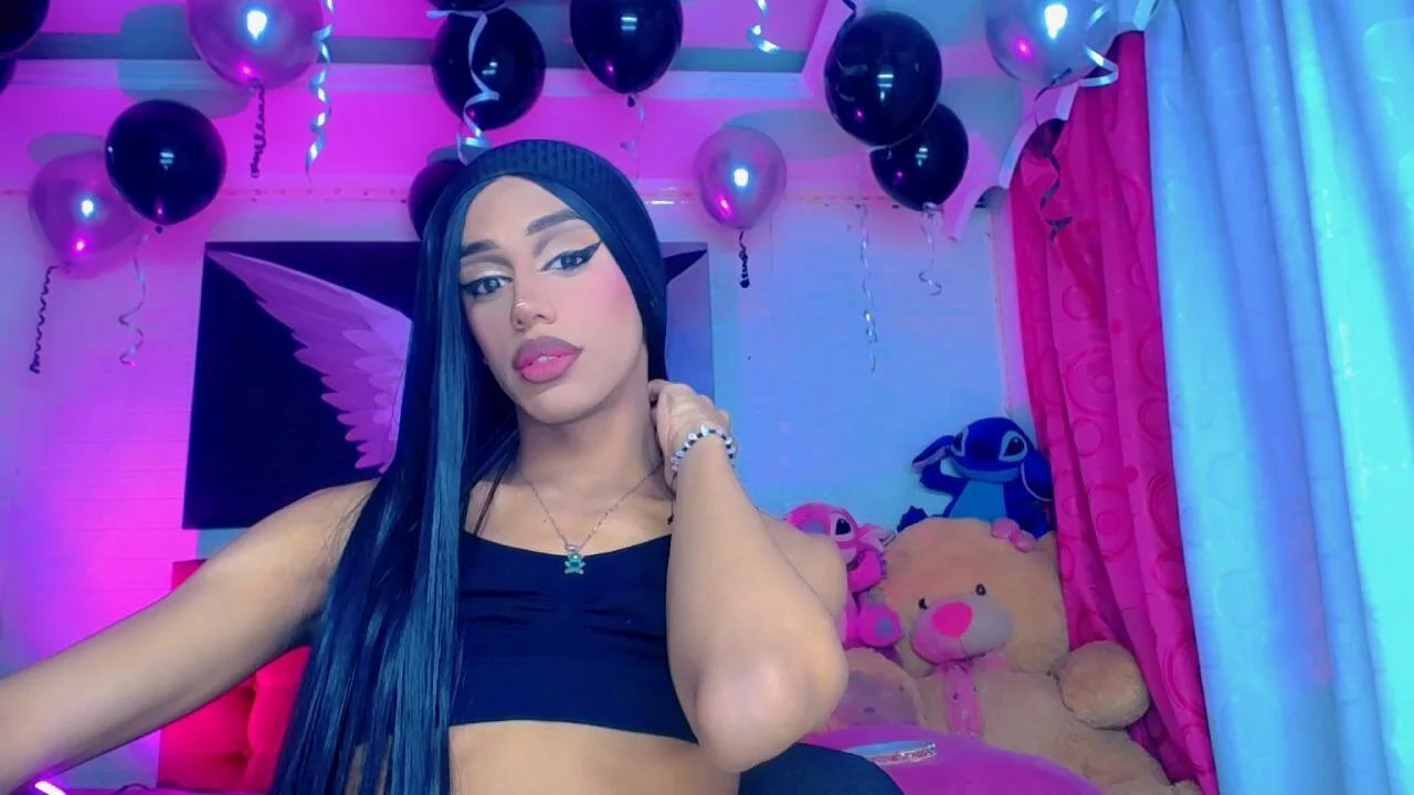 XXX Porn Photo of Nude NahomiCamper 84