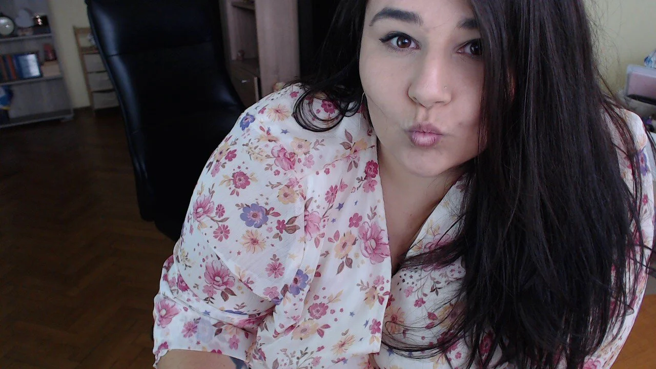 XXX Porn Photo of Nude naughtykiss 1