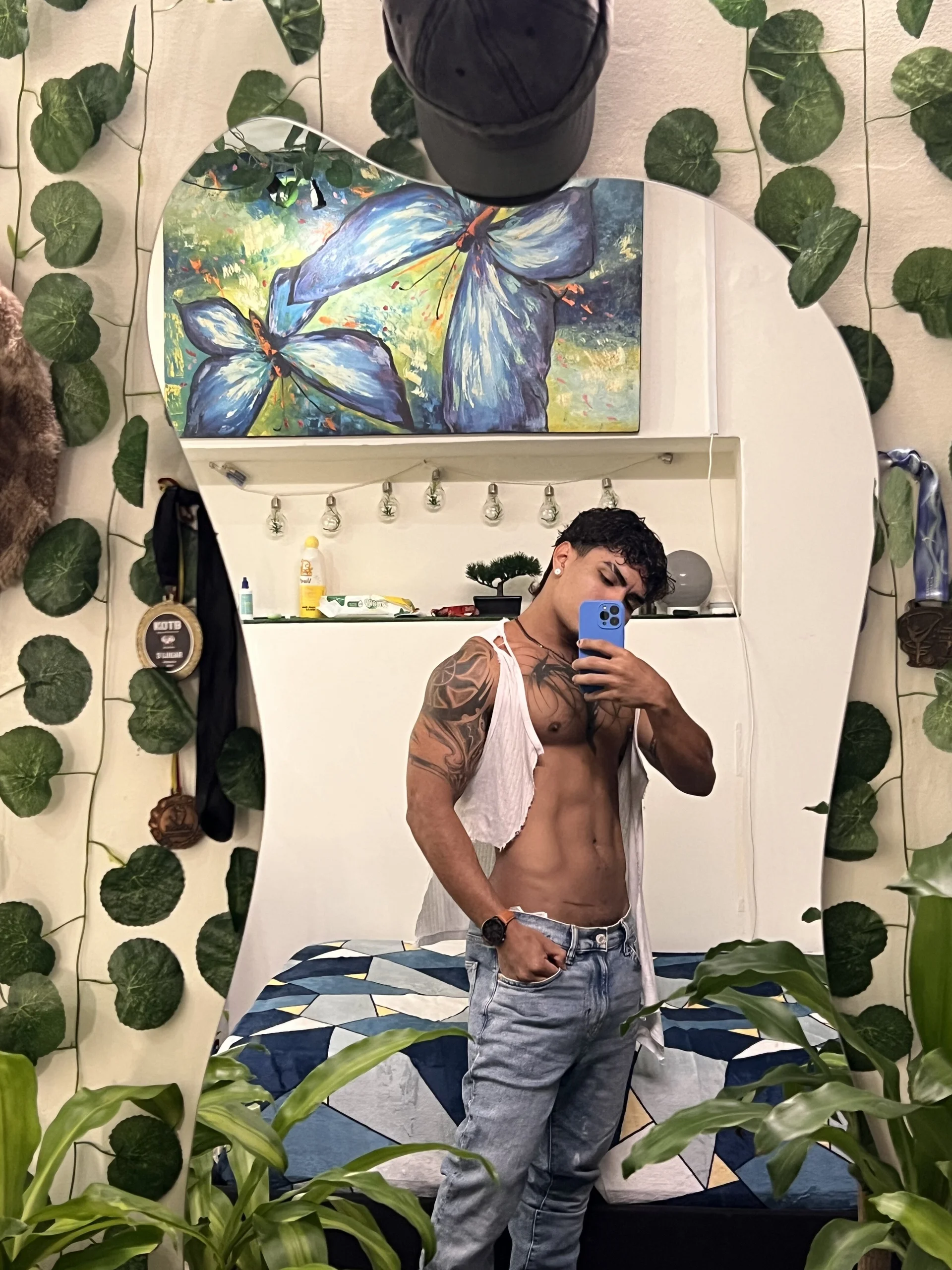 XXX Porn Photo of Nude Young_laroi 64