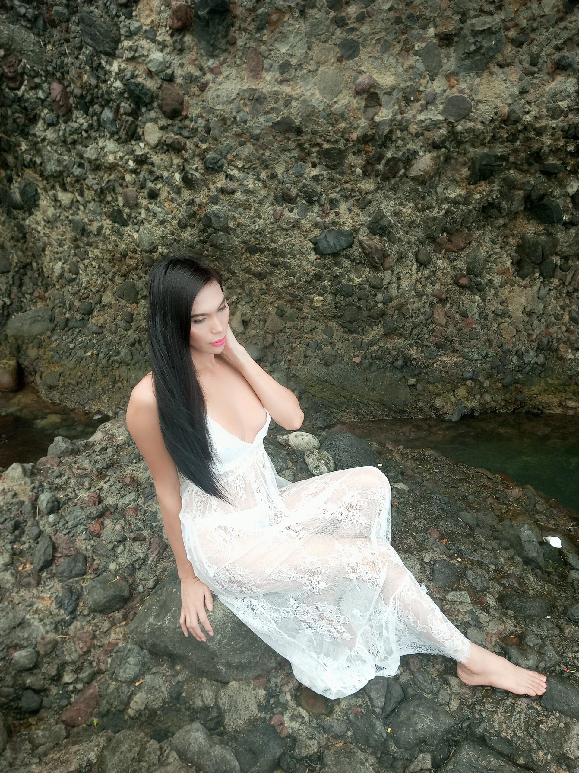 XXX Porn Photo of Nude petitetsbigloads 1