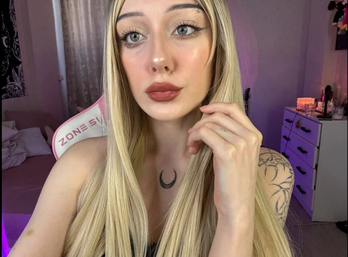 XXX Porn Photo of Nude lunaramyy 10