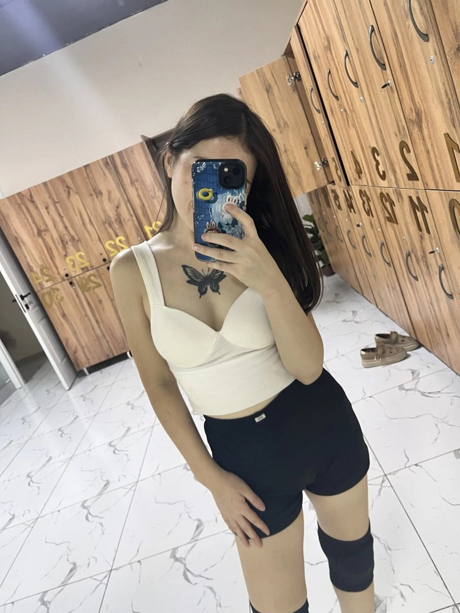 XXX Porn Photo of Nude urBabyyyGirl 4