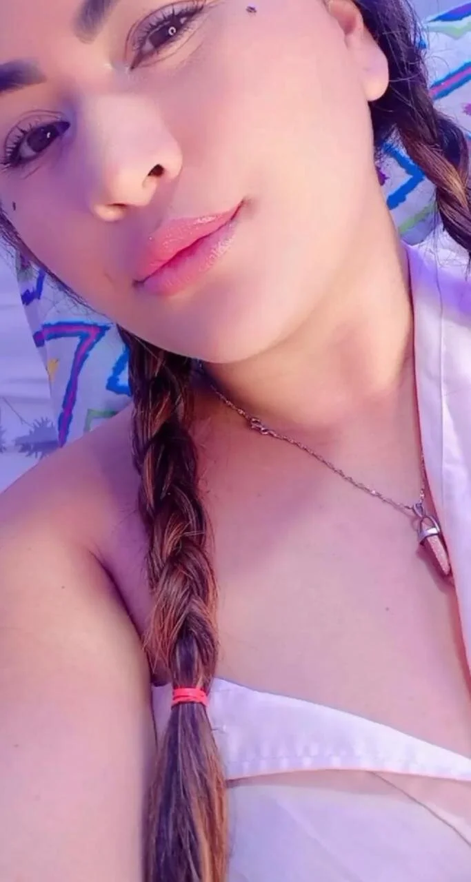 XXX Porn Photo of Nude AshleyVXo 2