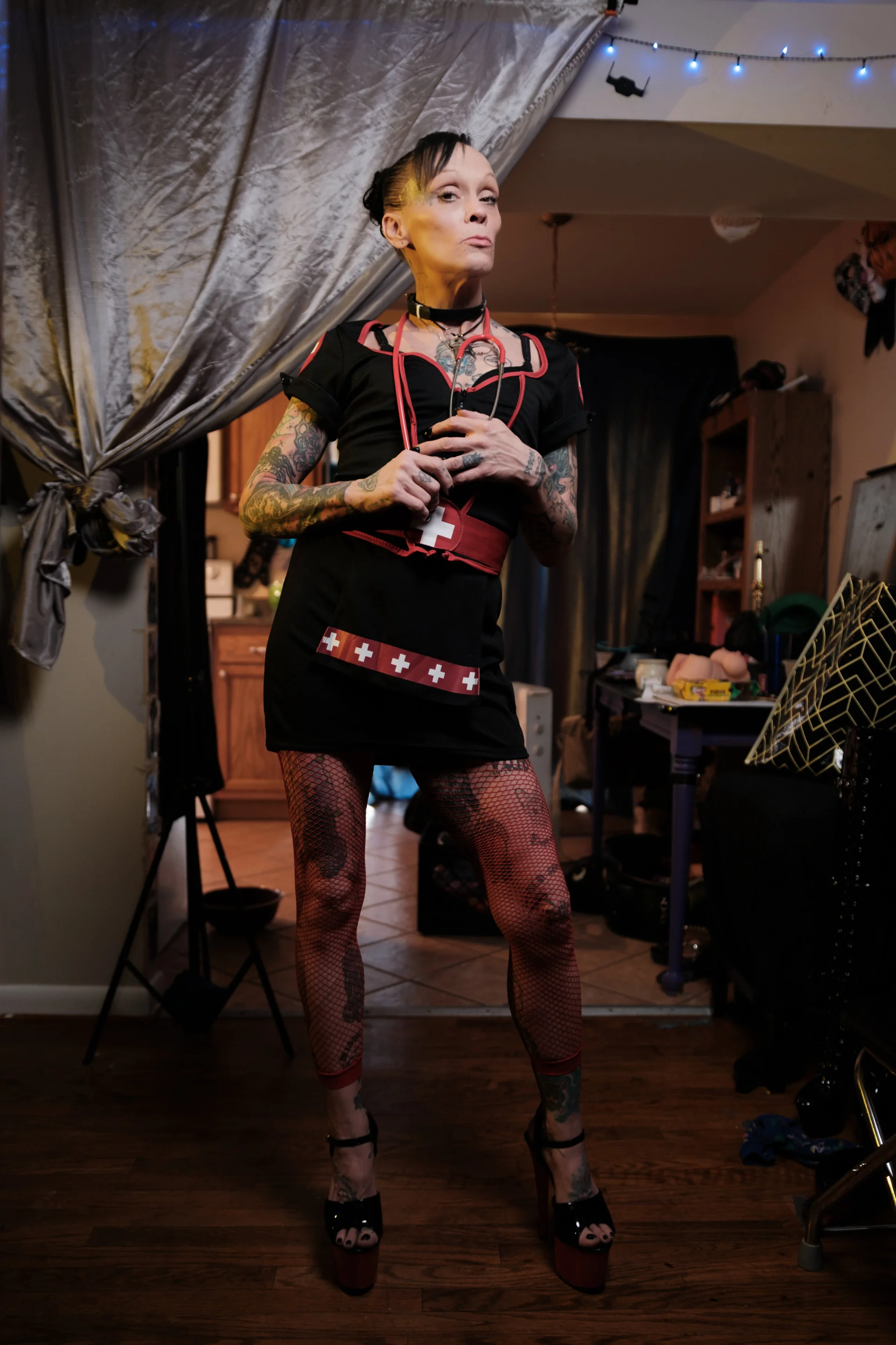 XXX Porn Photo of Nude MommyMisfit 11