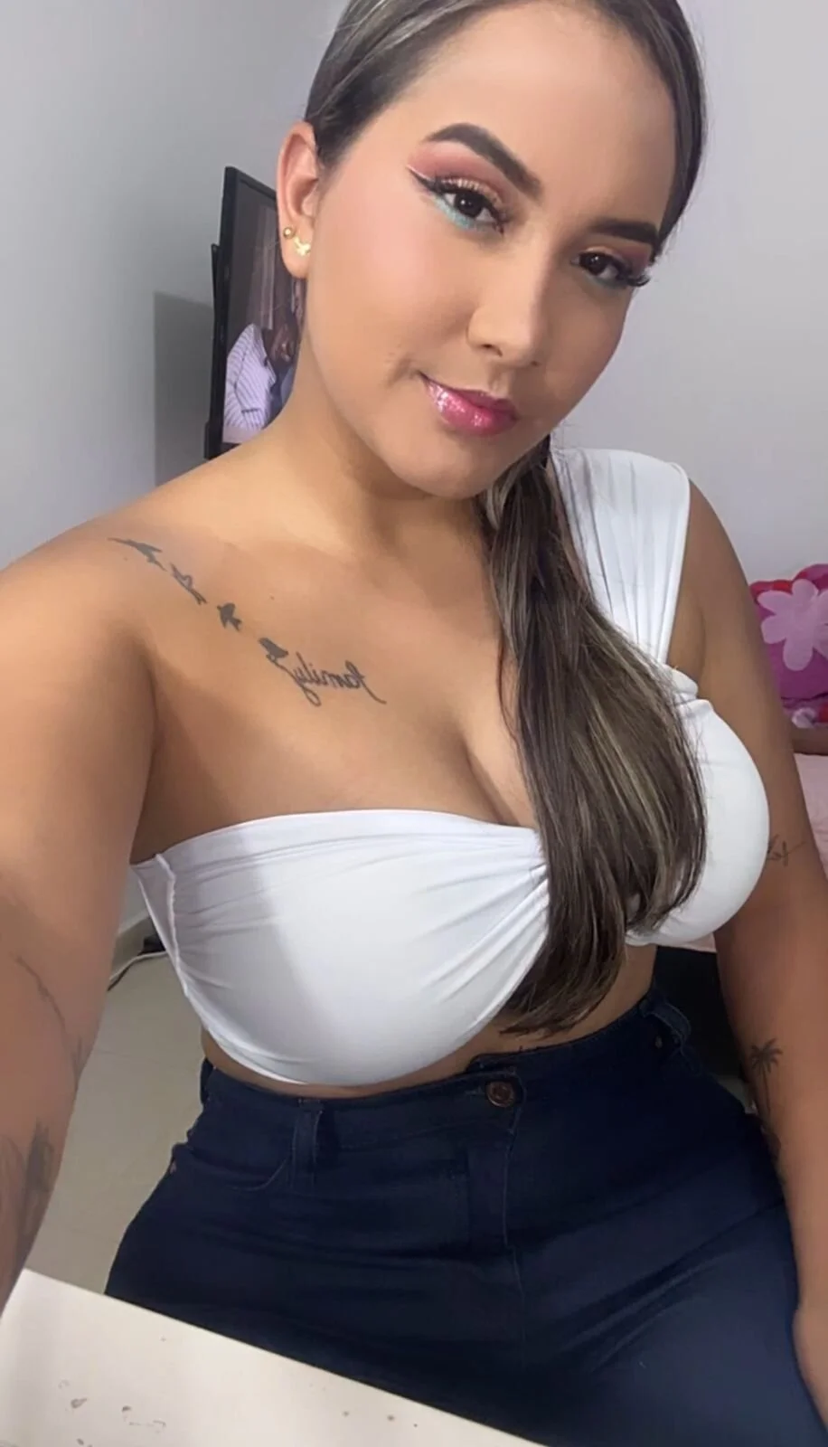 XXX Porn Photo of Nude MiaLaurents 5