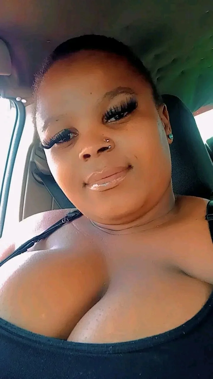 XXX Porn Photo of Nude flexiblechubby 5