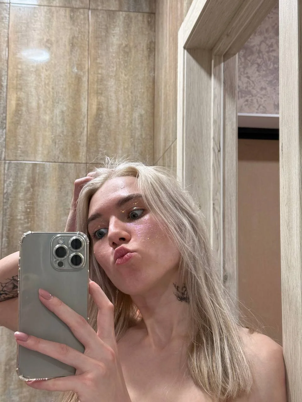 XXX Porn Photo of Nude DianeHonnette 23