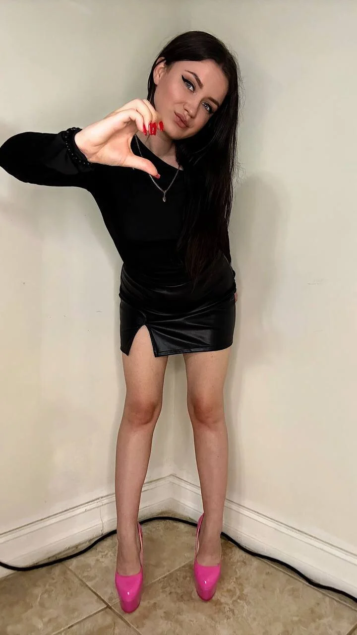 XXX Porn Photo of Nude DaddysDoll6699 28