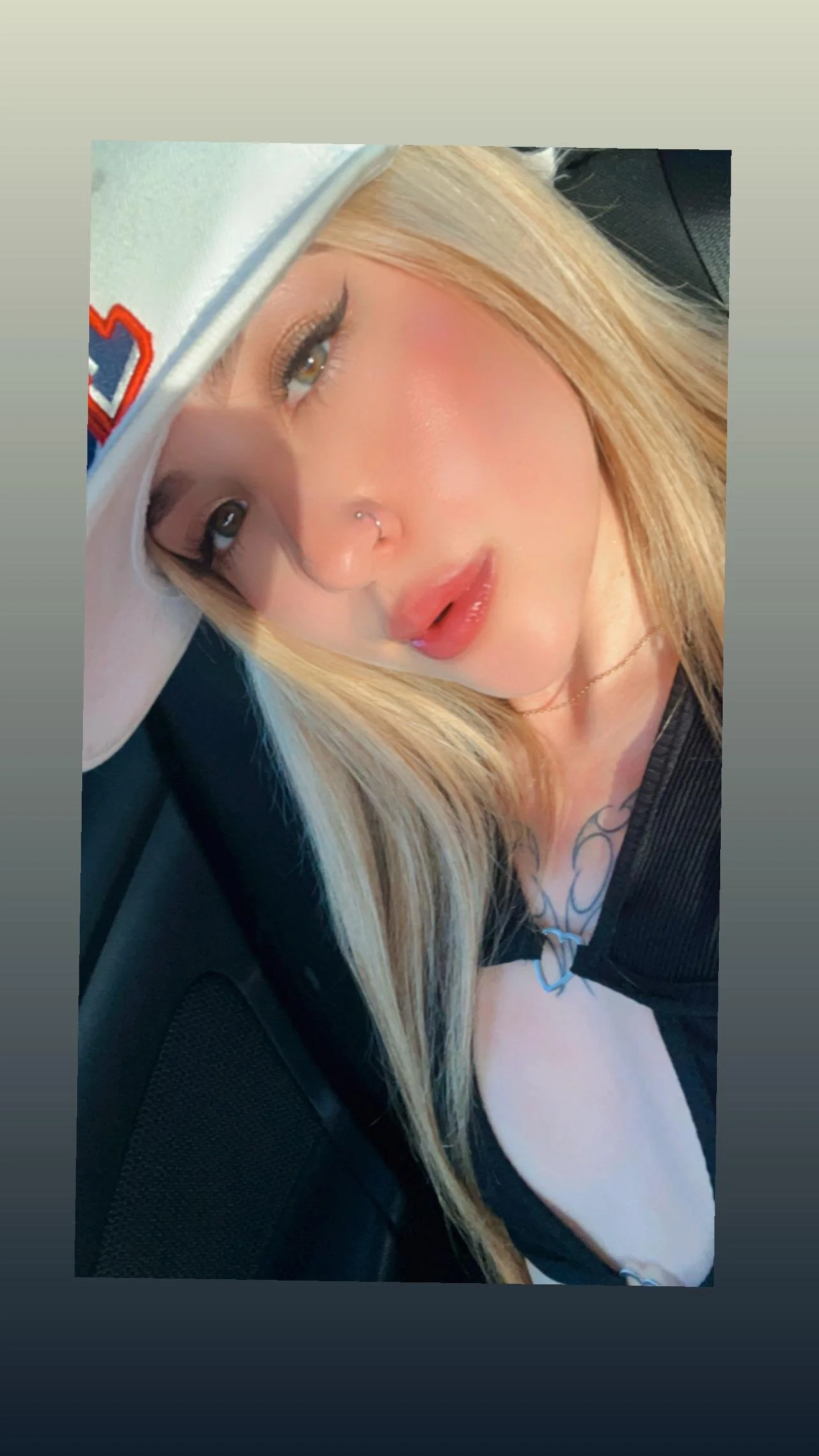 XXX Porn Photo of Nude GirlAngell 1
