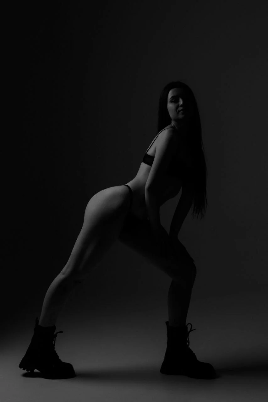 XXX Porn Photo of Nude Hot_Molly5 4