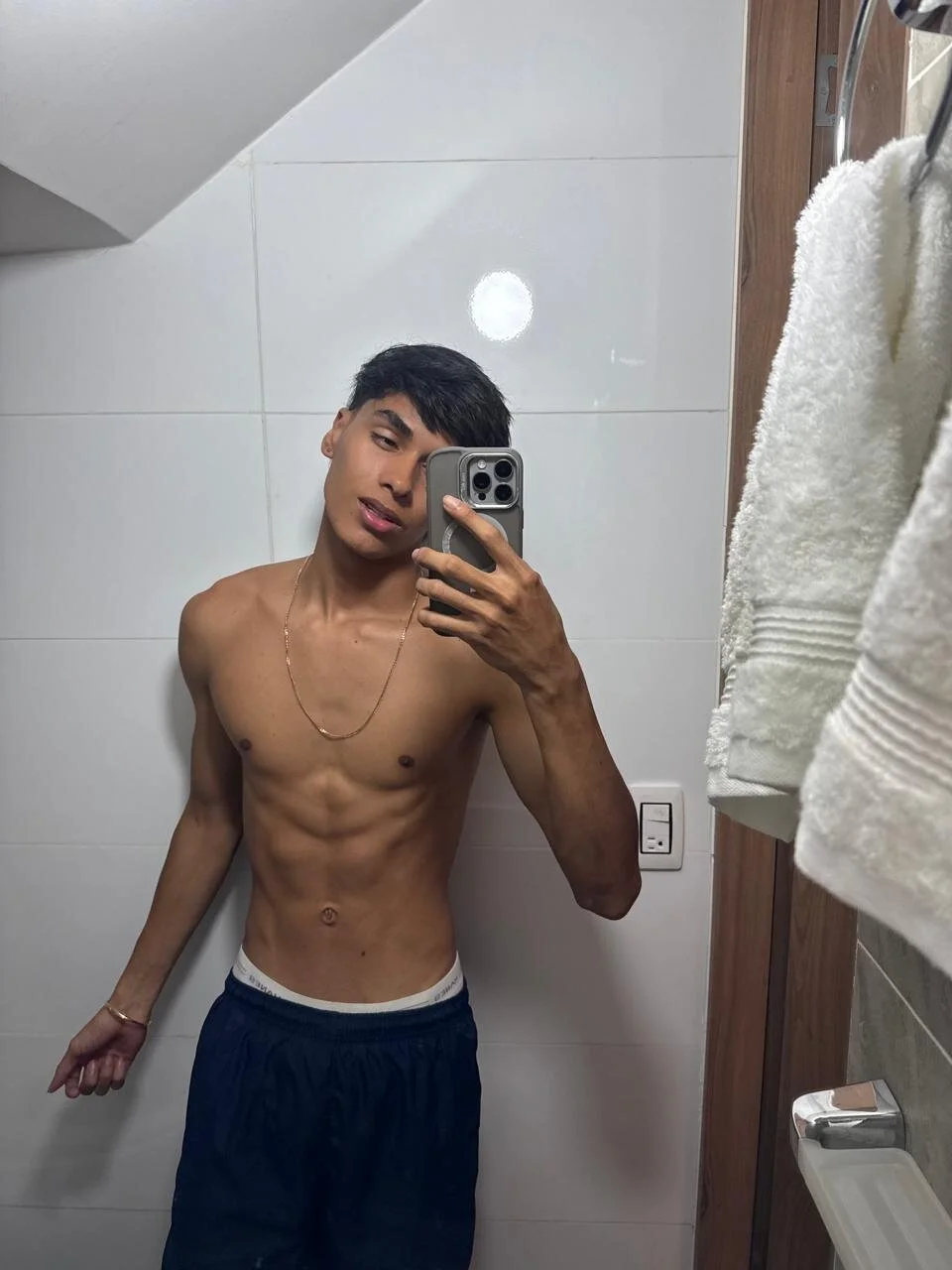 XXX Porn Photo of Nude andrewortix 23