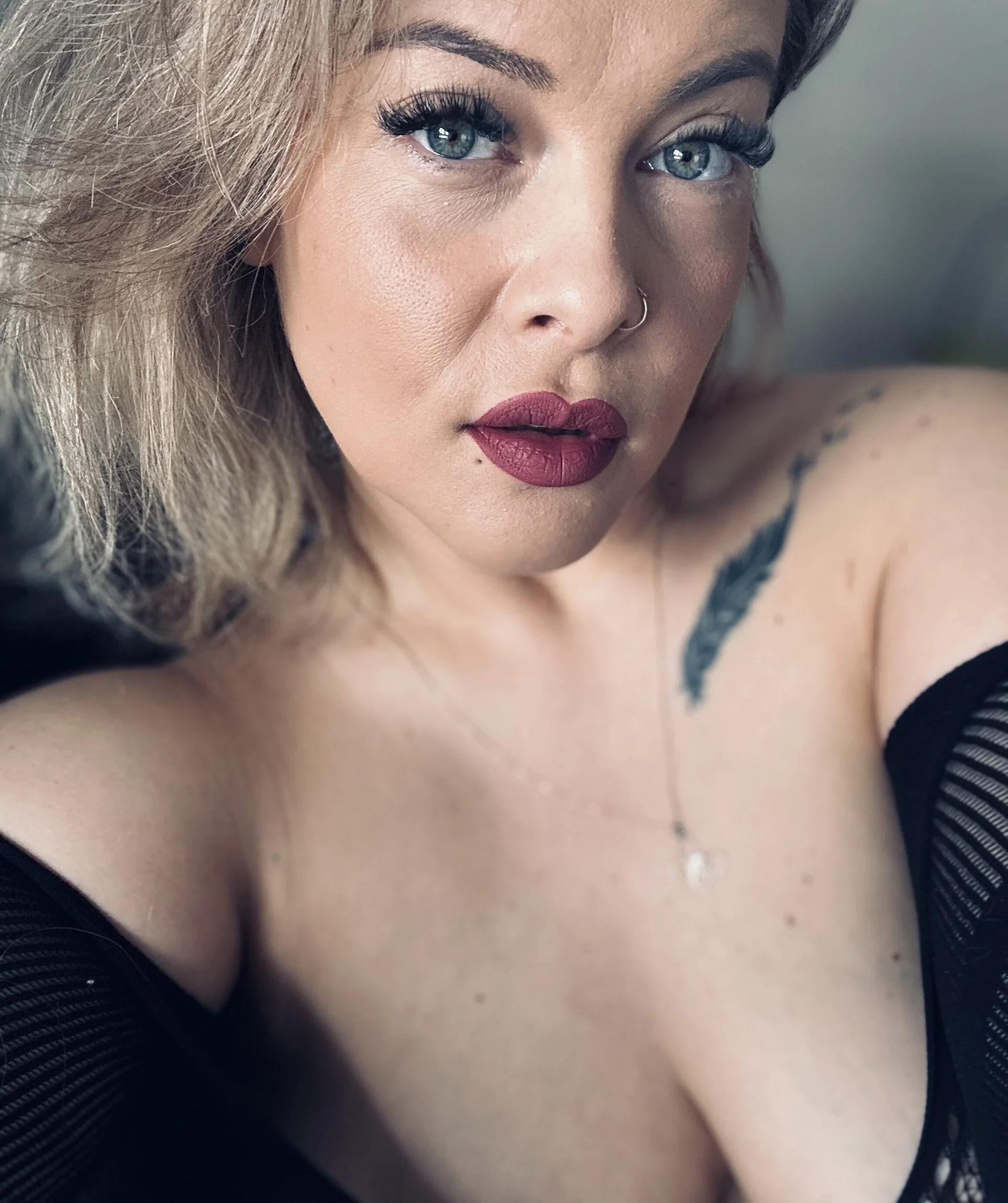 XXX Porn Photo of Nude ZoeMesmerizee 751