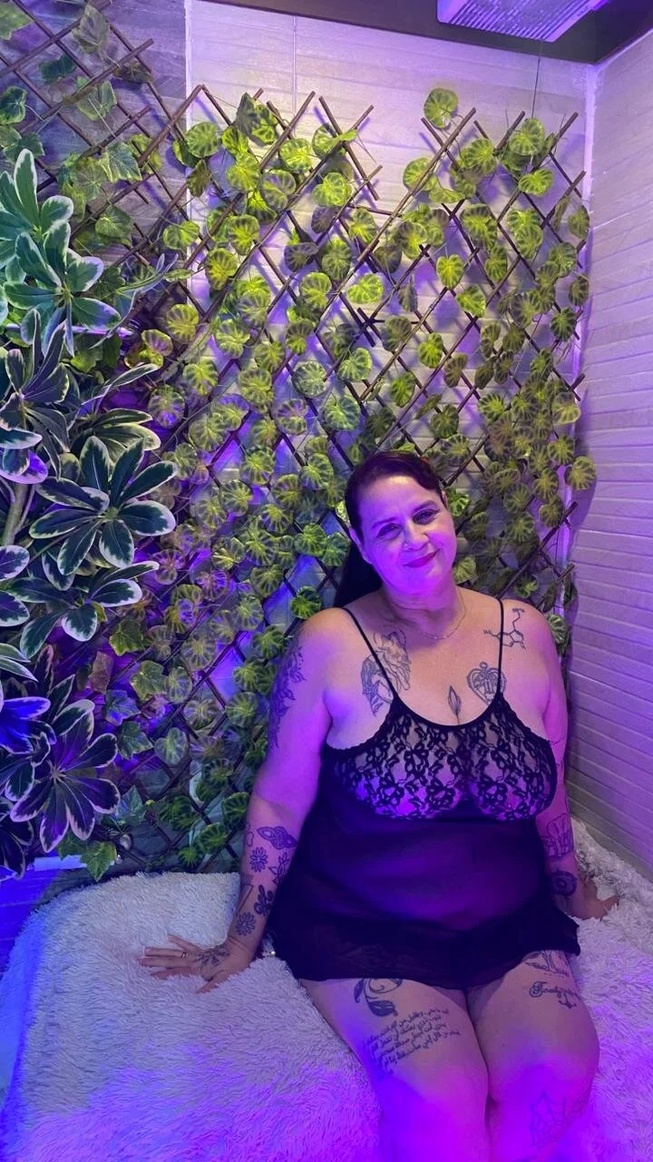 XXX Porn Photo of Nude laura_riley 43