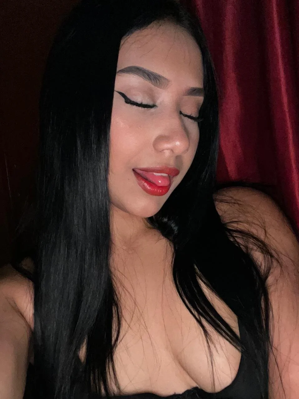 XXX Porn Photo of Nude Lilly_Red 6
