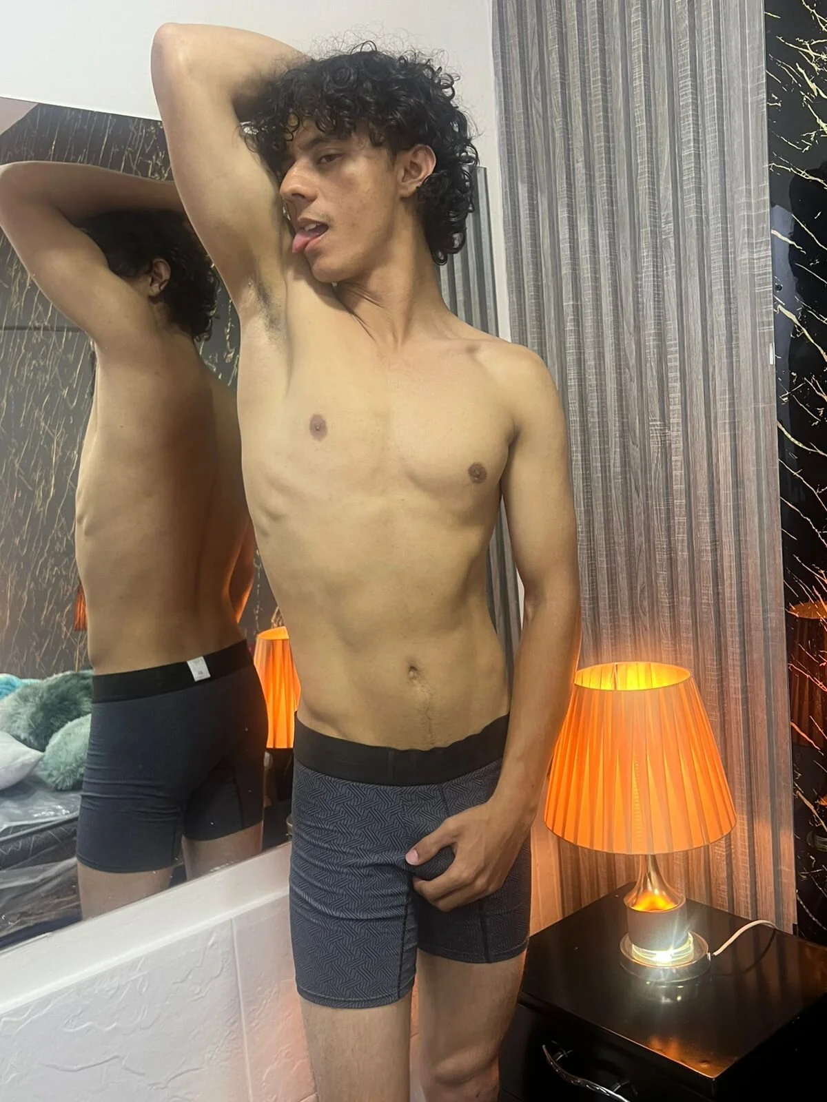XXX Porn Photo of Nude Dante_browwn 8