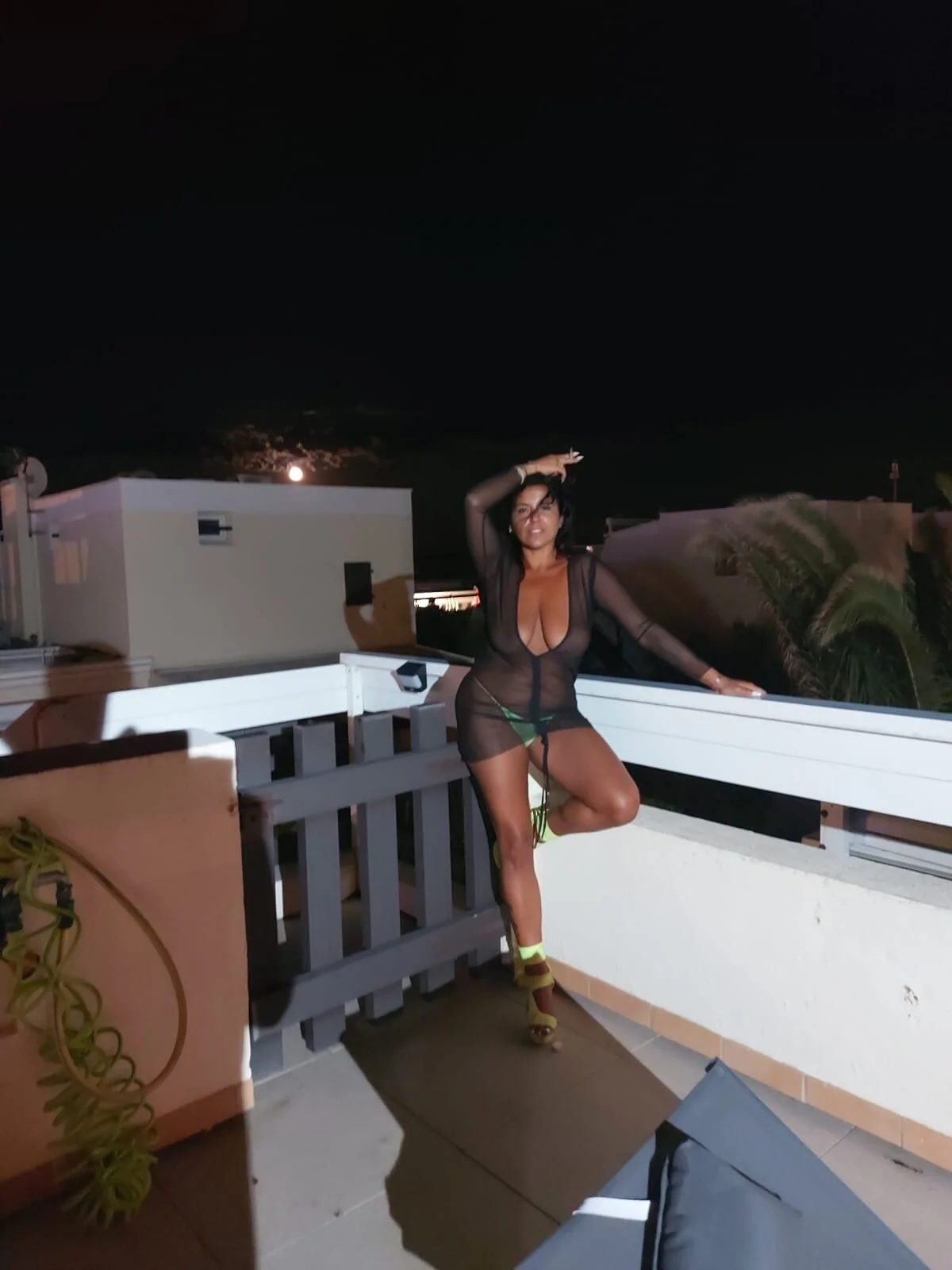 XXX Porn Photo of Nude allyson22andy 45