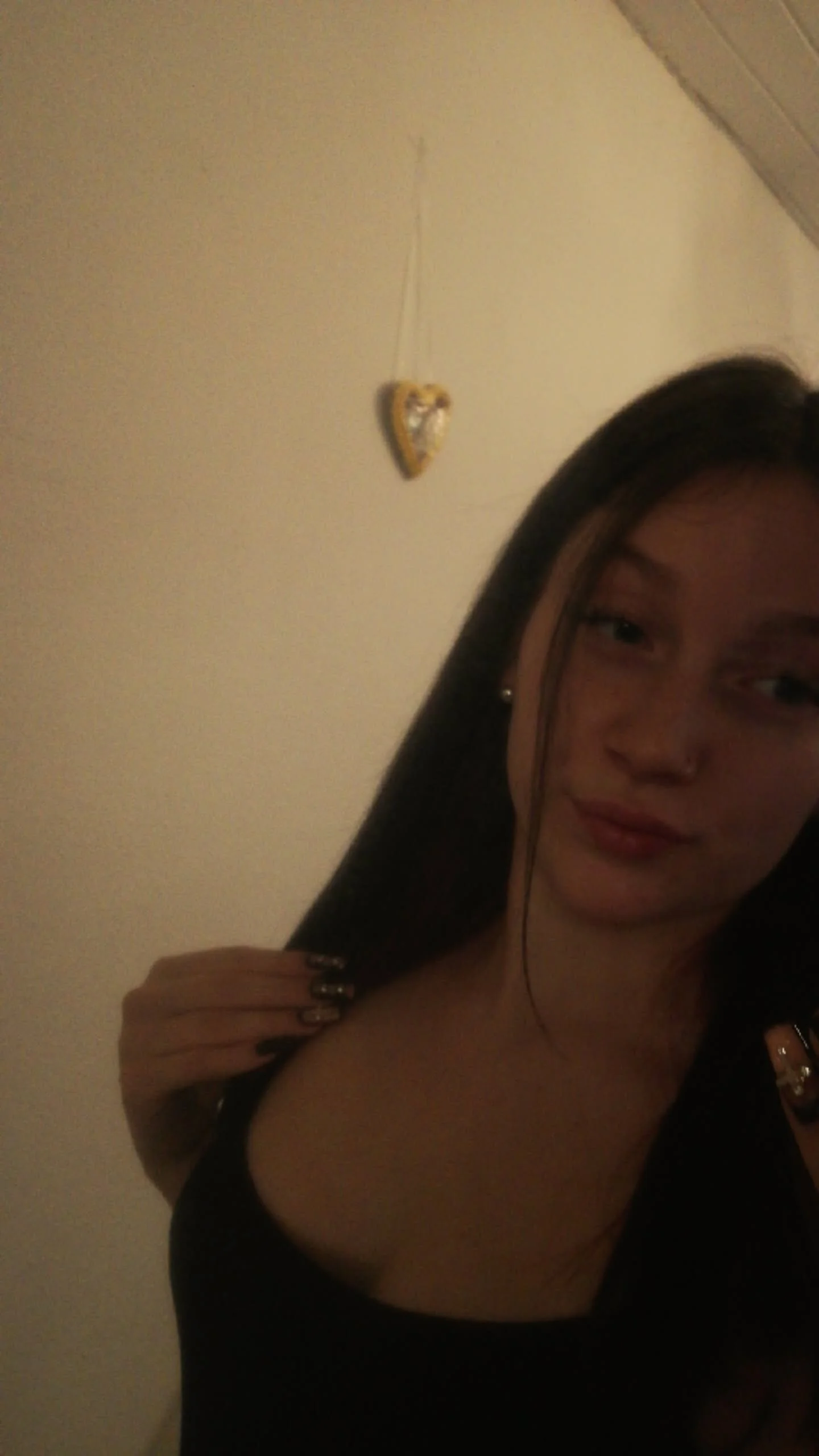 XXX Porn Photo of Nude YoungLisaa18 4