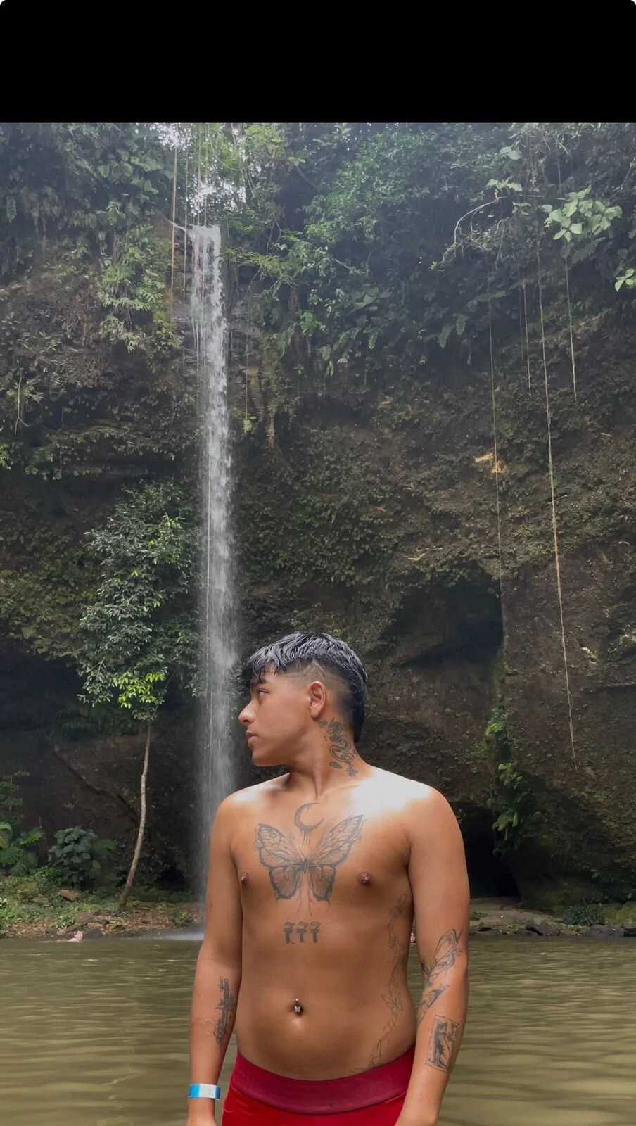 XXX Porn Photo of Nude kiing_azahell 17