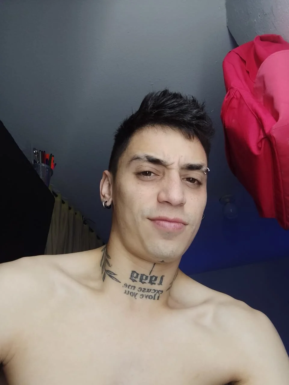 XXX Porn Photo of Nude alejo_greyx 25
