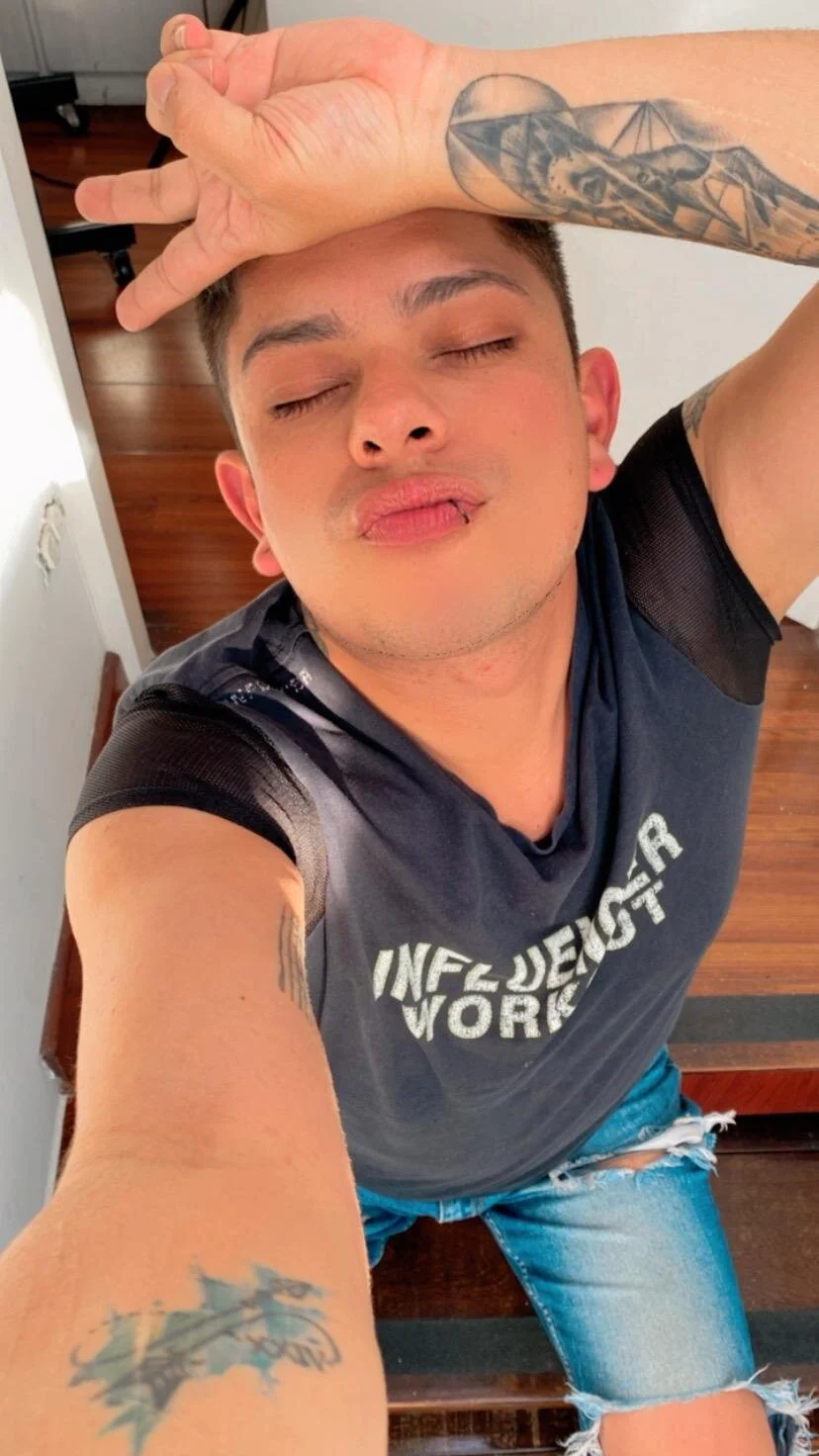 XXX Porn Photo of Nude alex_evanss 7