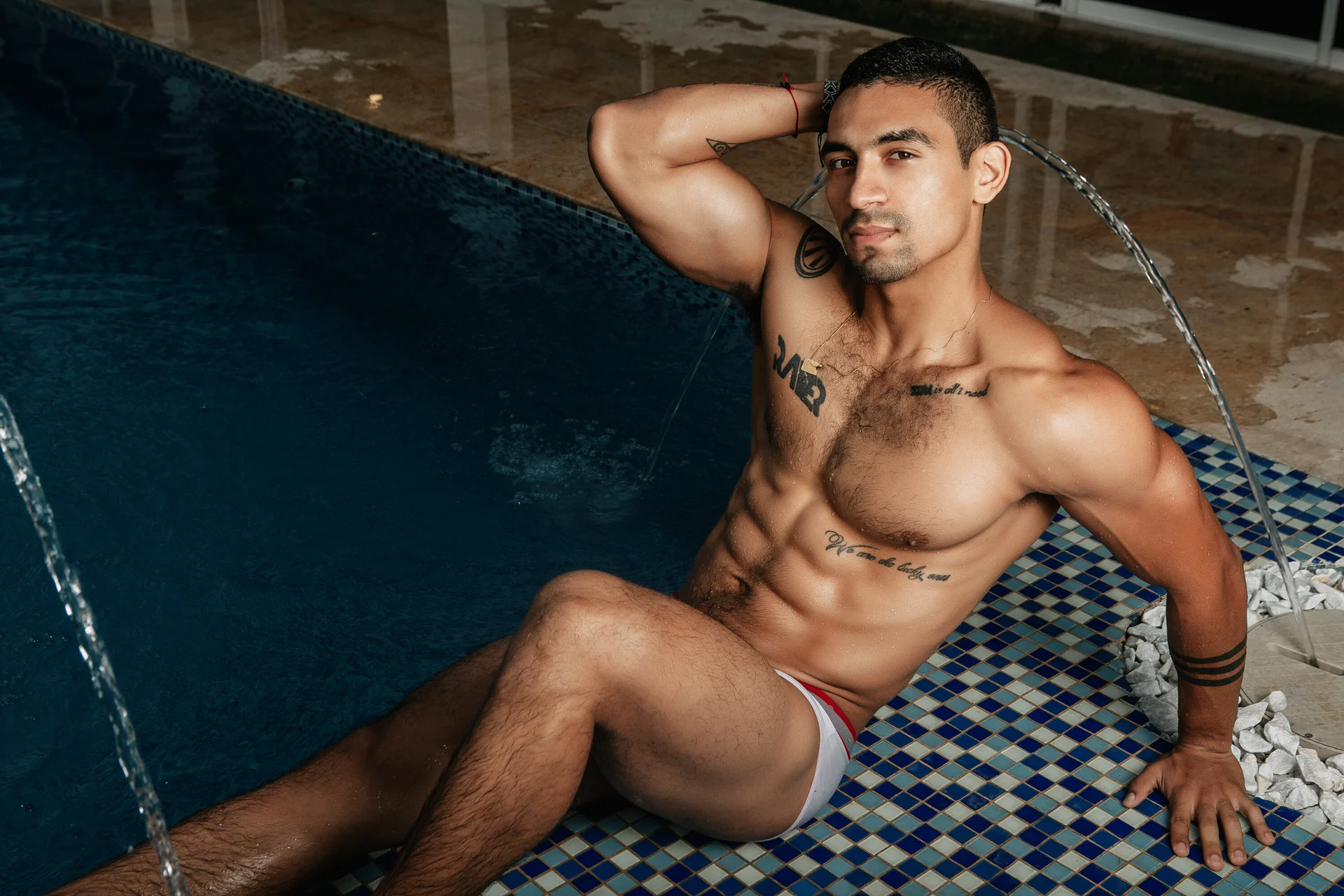 XXX Porn Photo of Nude Romeocolin 1