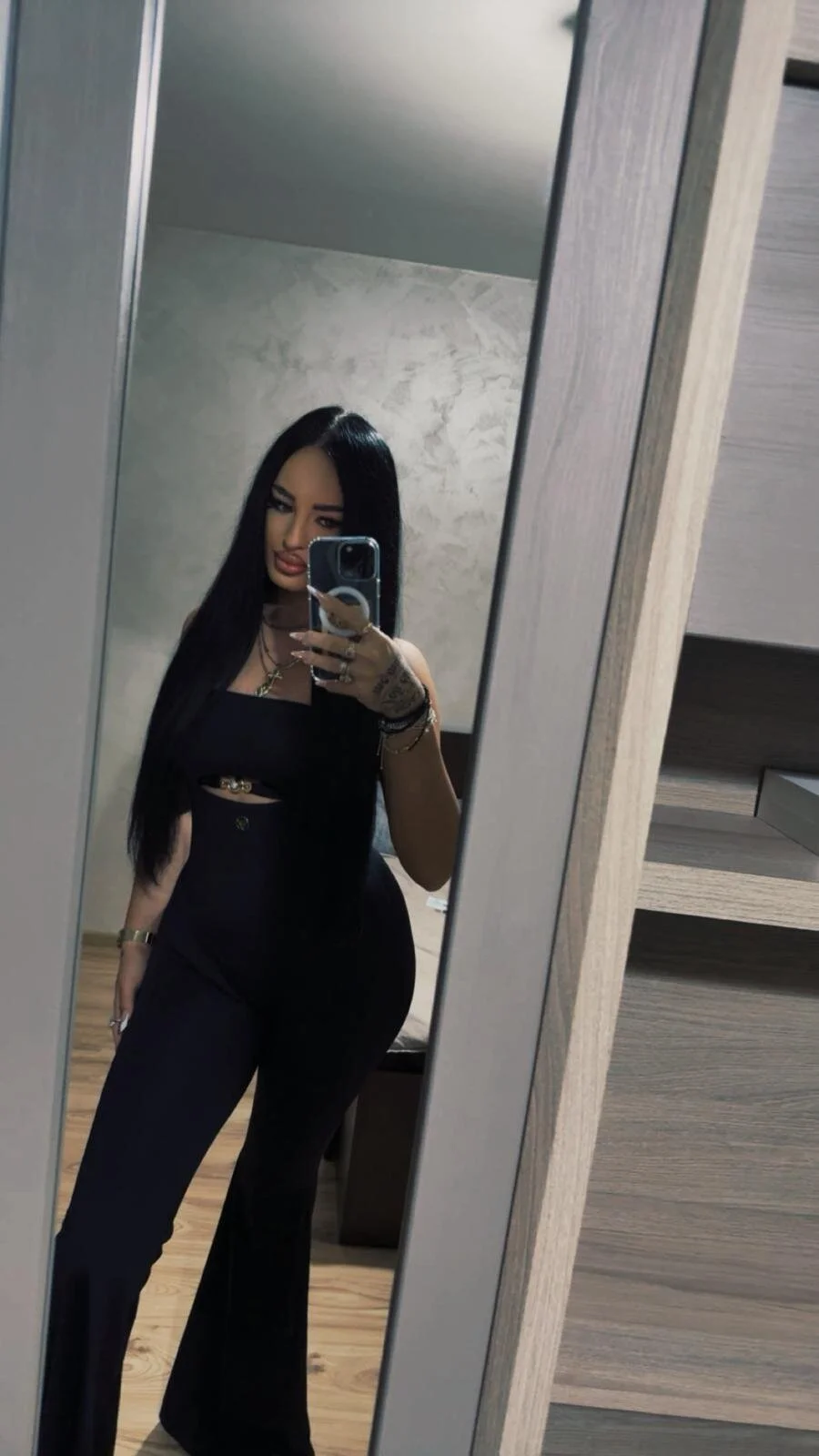XXX Porn Photo of Nude EmeraldKatt 2