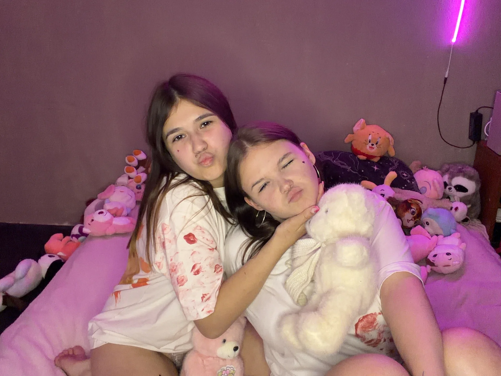 XXX Porn Photo of Nude pinklesbi 25