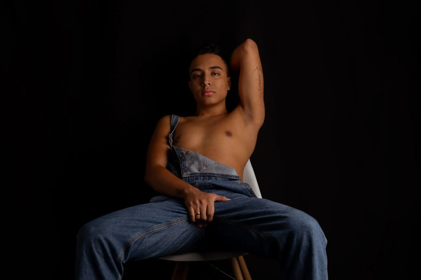 XXX Porn Photo of Nude Siriuss_Collin 35