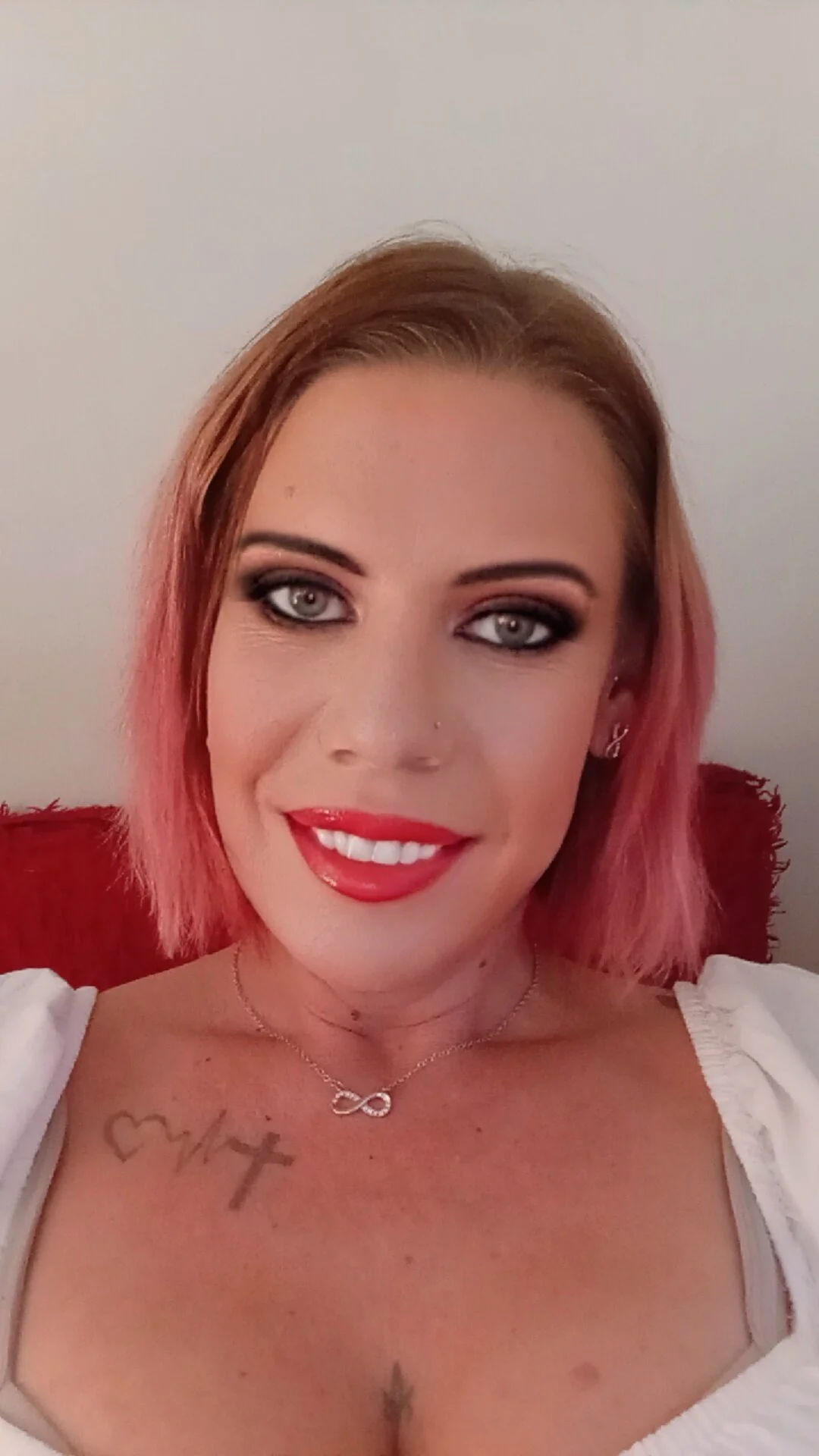 XXX Porn Photo of Nude LucyxAnonymous 7