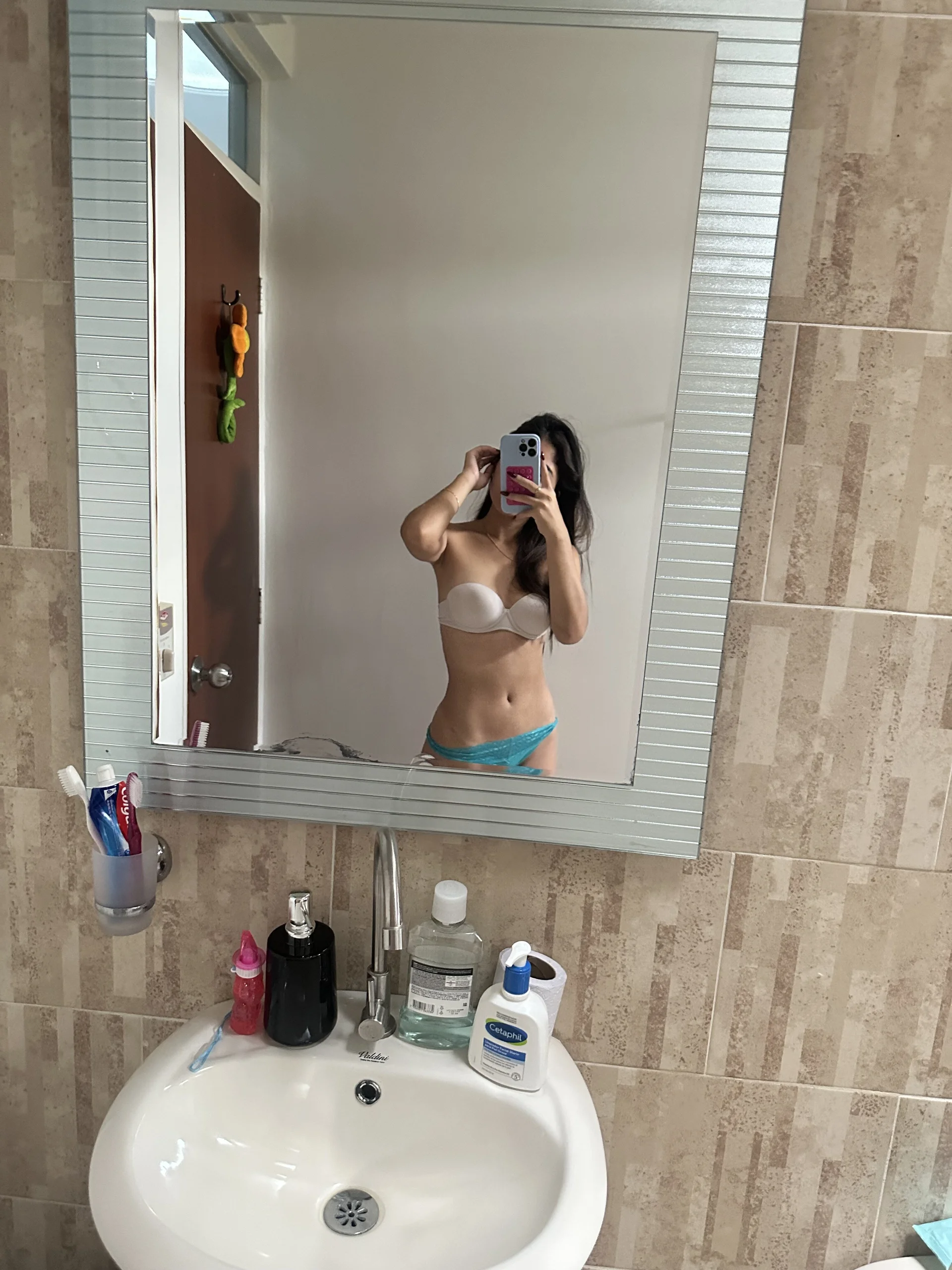 XXX Porn Photo of Nude AriaMontgomery 3