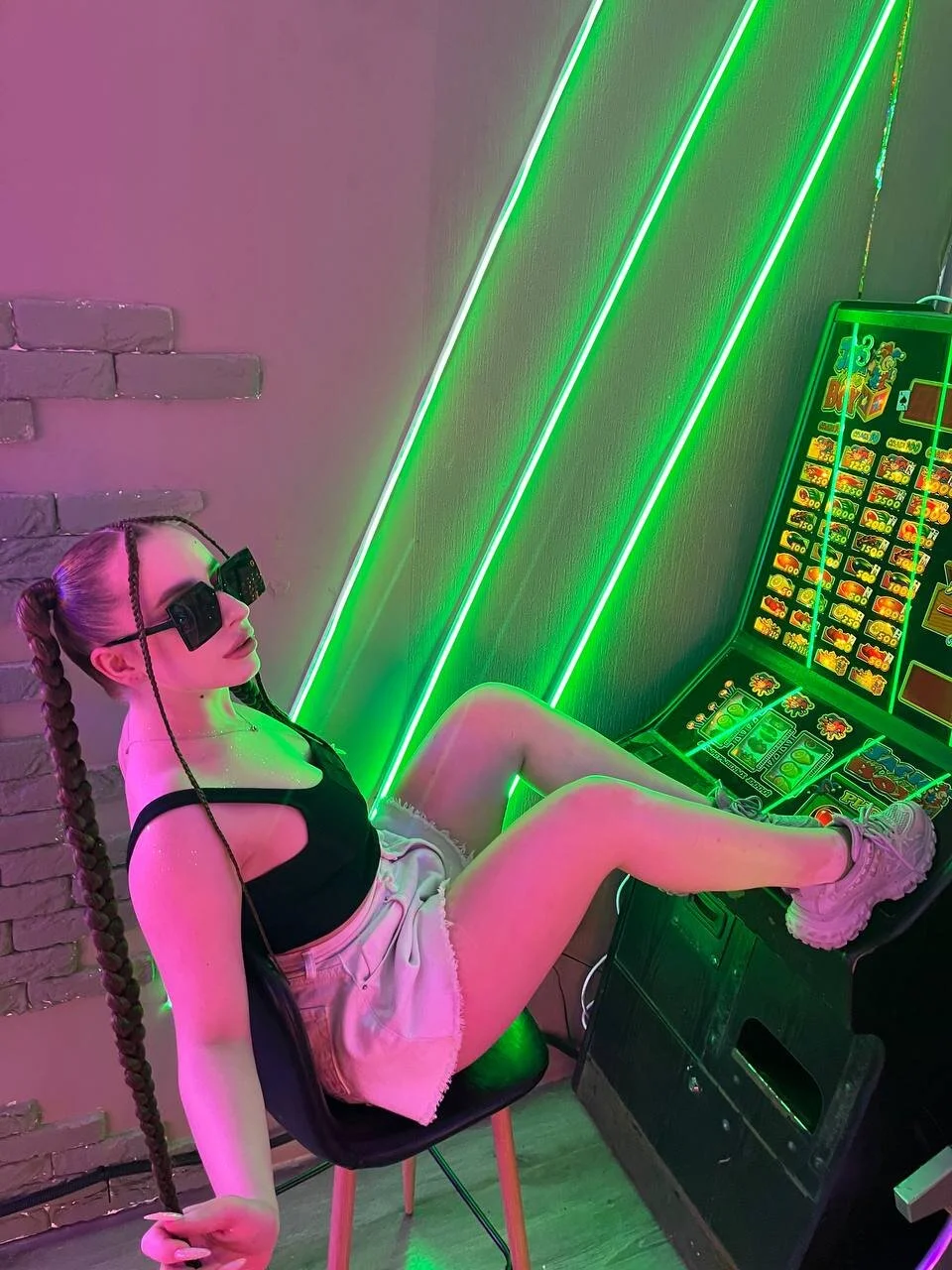 XXX Porn Photo of Nude SilverrMoon 12