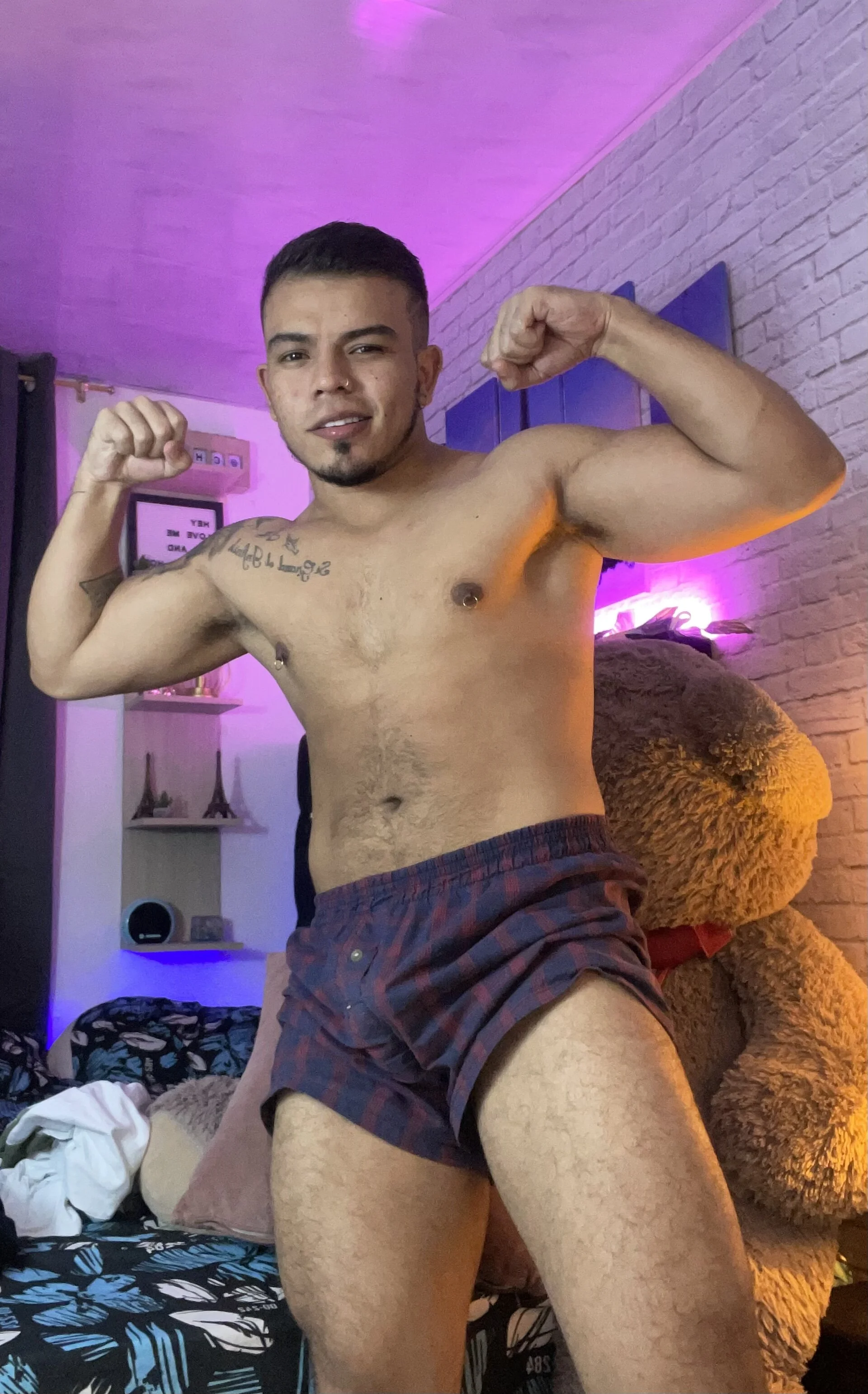 XXX Porn Photo of Nude Naughty_Charly 320