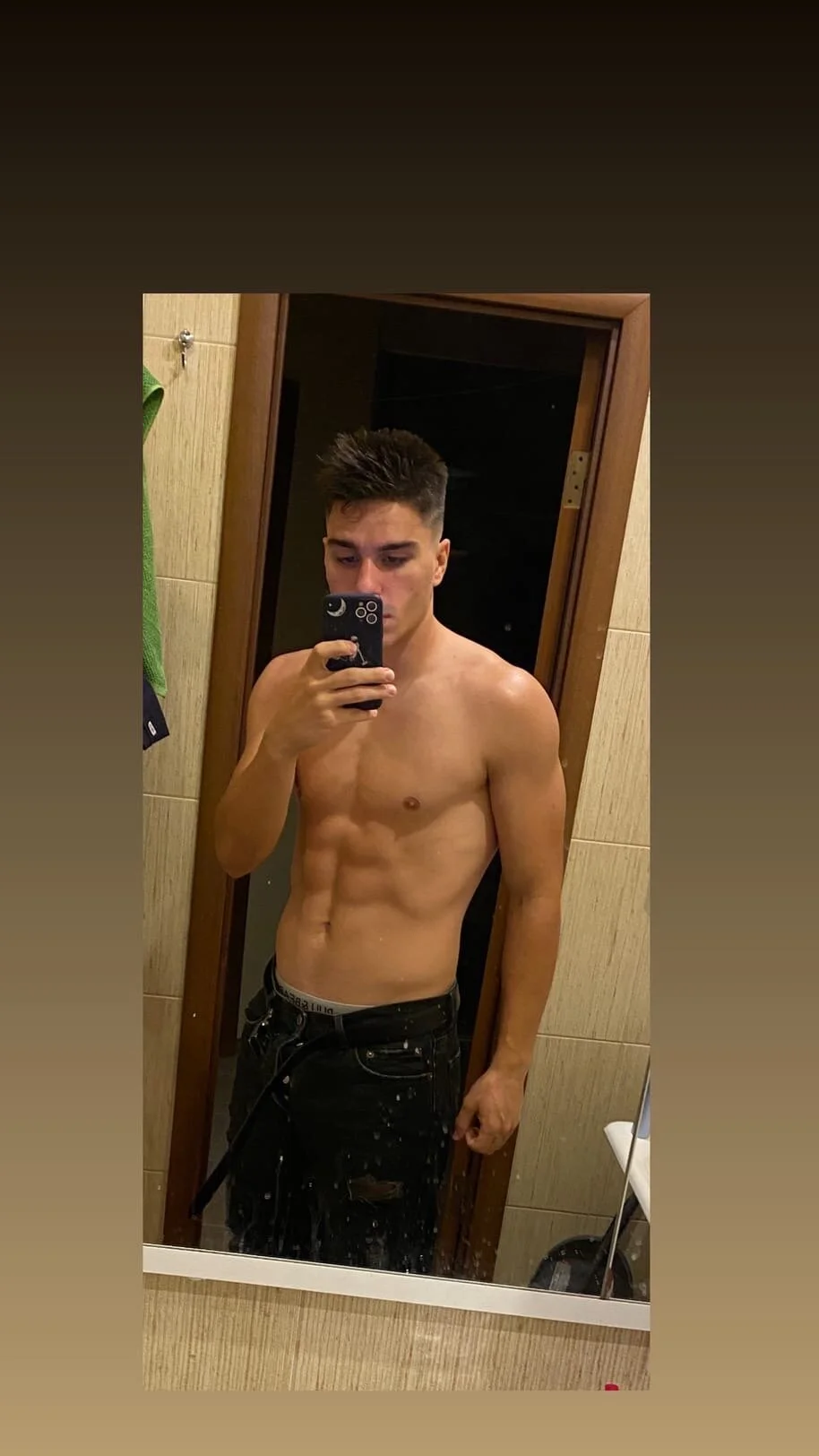 XXX Porn Photo of Nude sam_huston 5