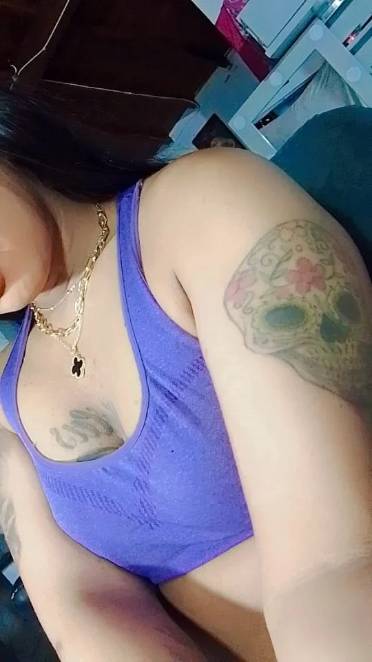 XXX Porn Photo of Nude violet_bigcock774 12
