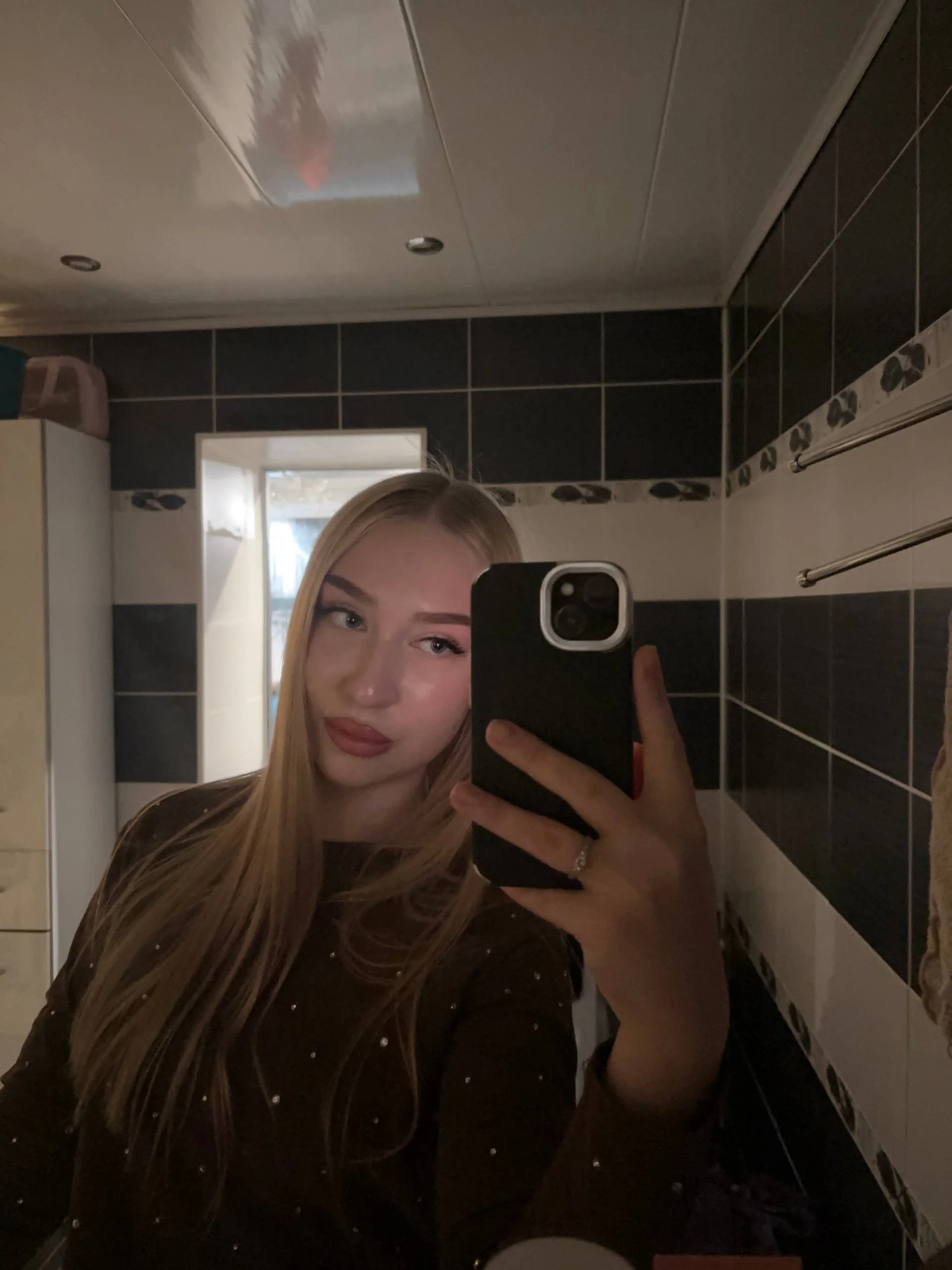 XXX Porn Photo of Nude AlinaTeaseX 3